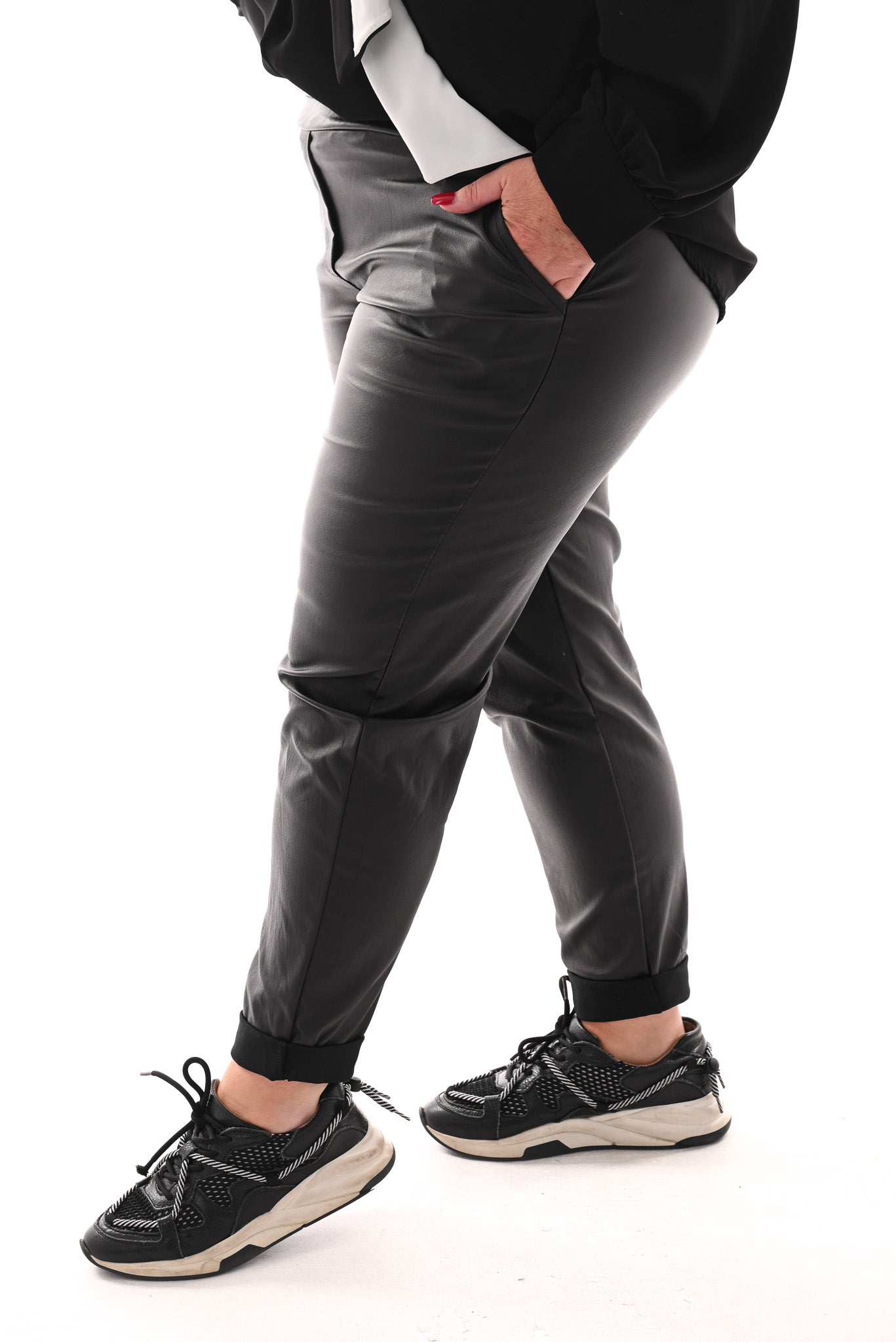 Leatherlook jogger zwart