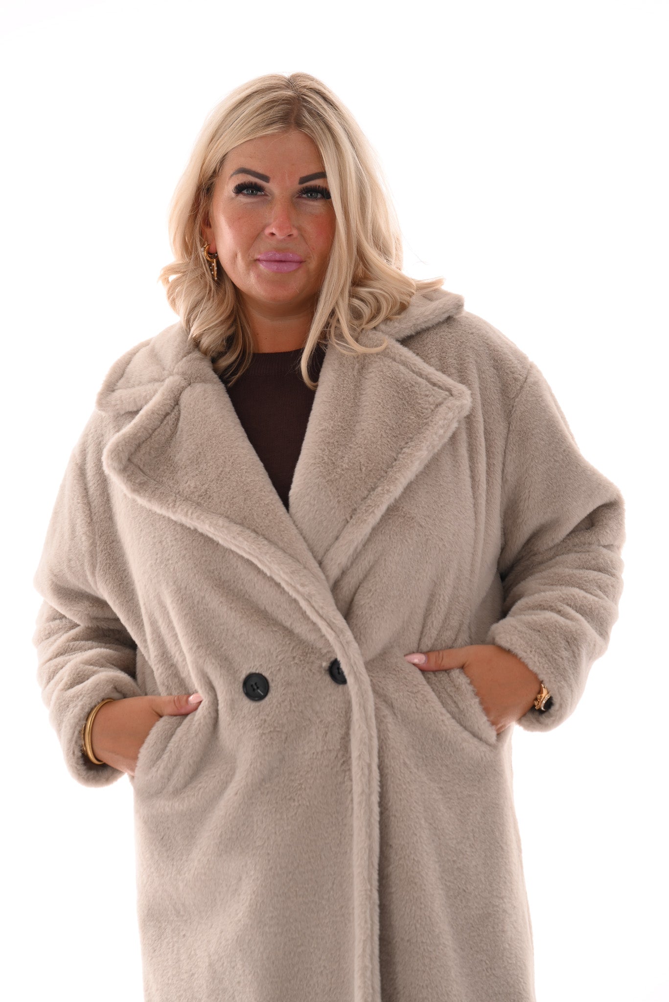 Lange faux fur manteljas creme