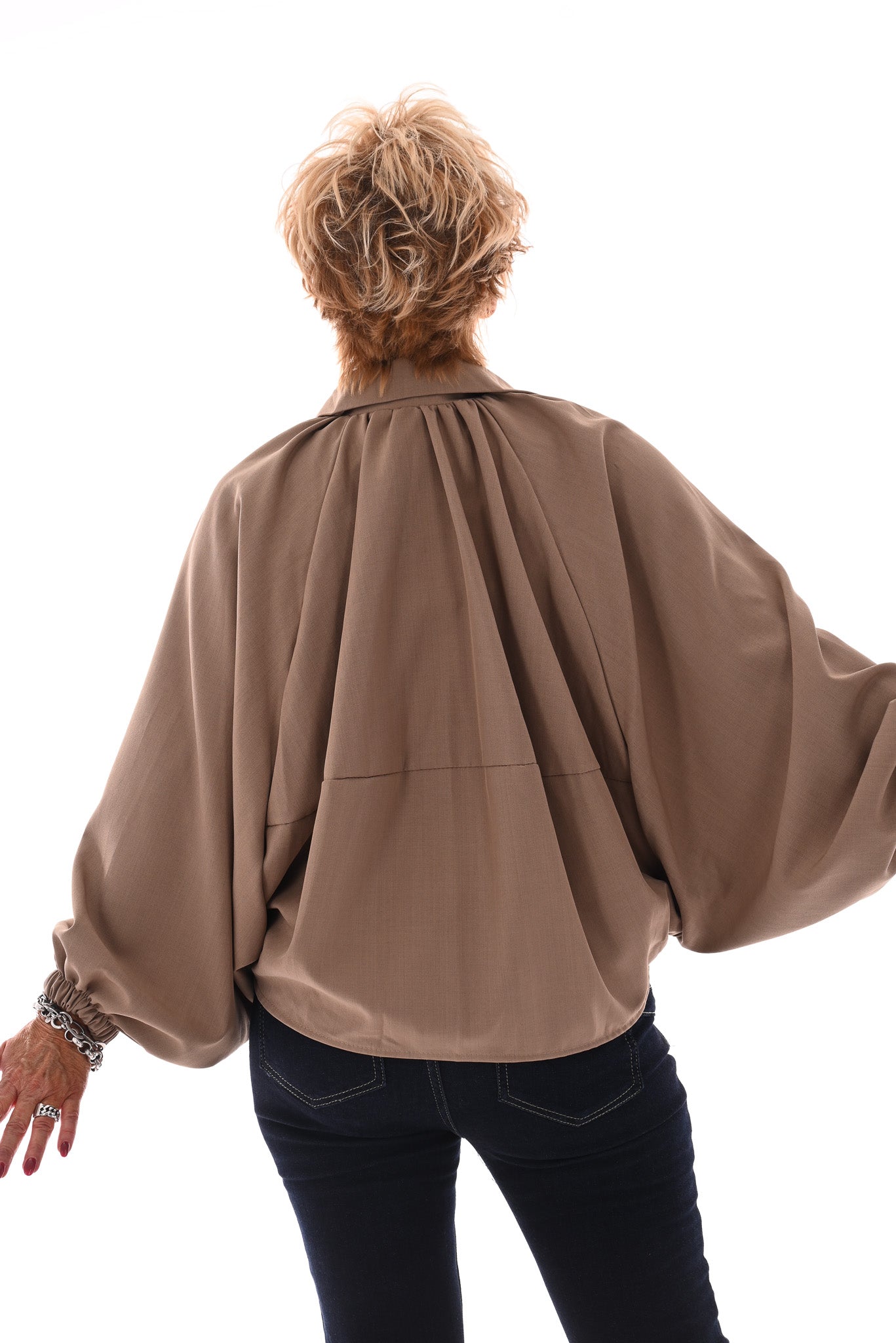 Vleermuis jasje beige