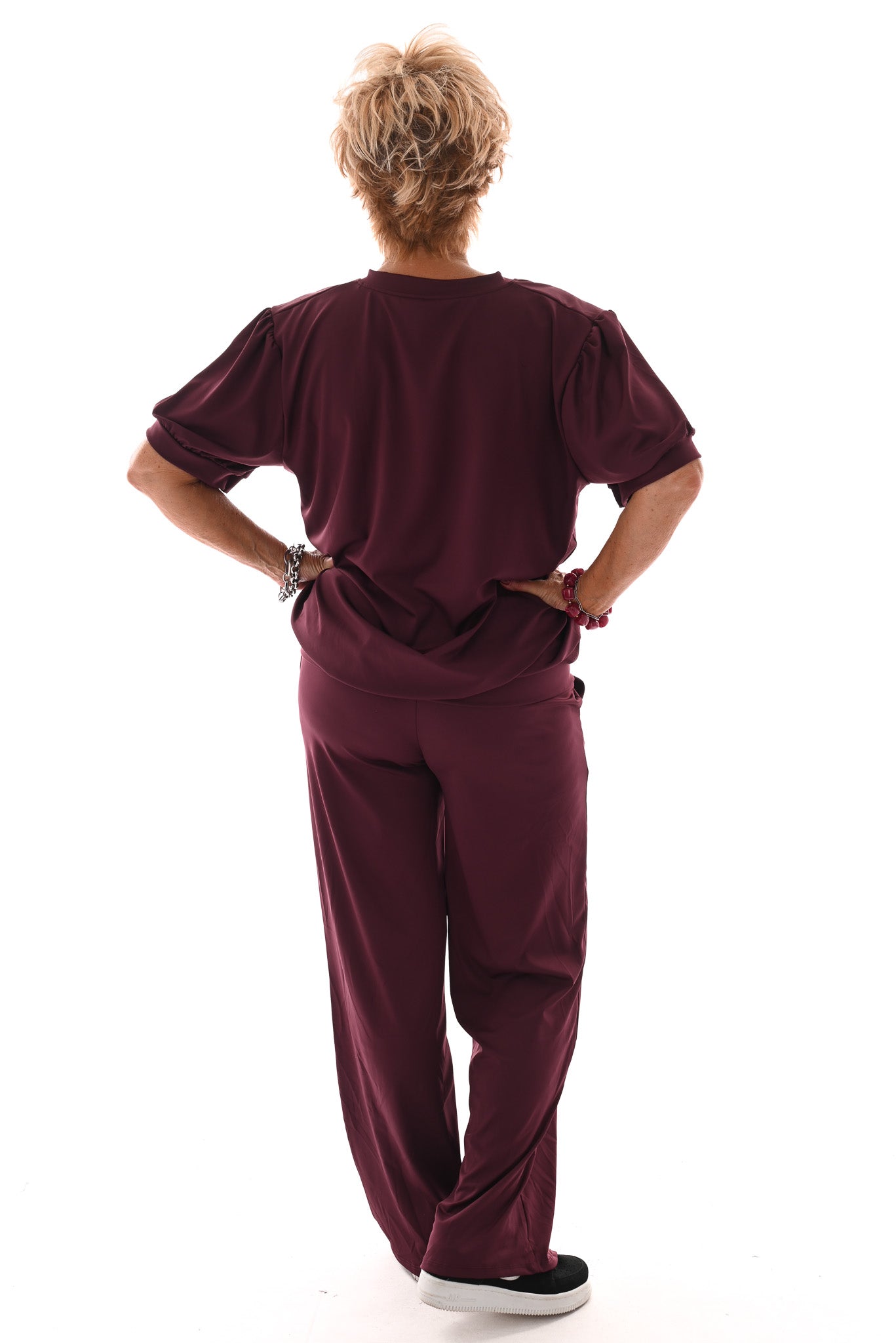 Tweedelig travel set v-hals met boord uni bordeaux