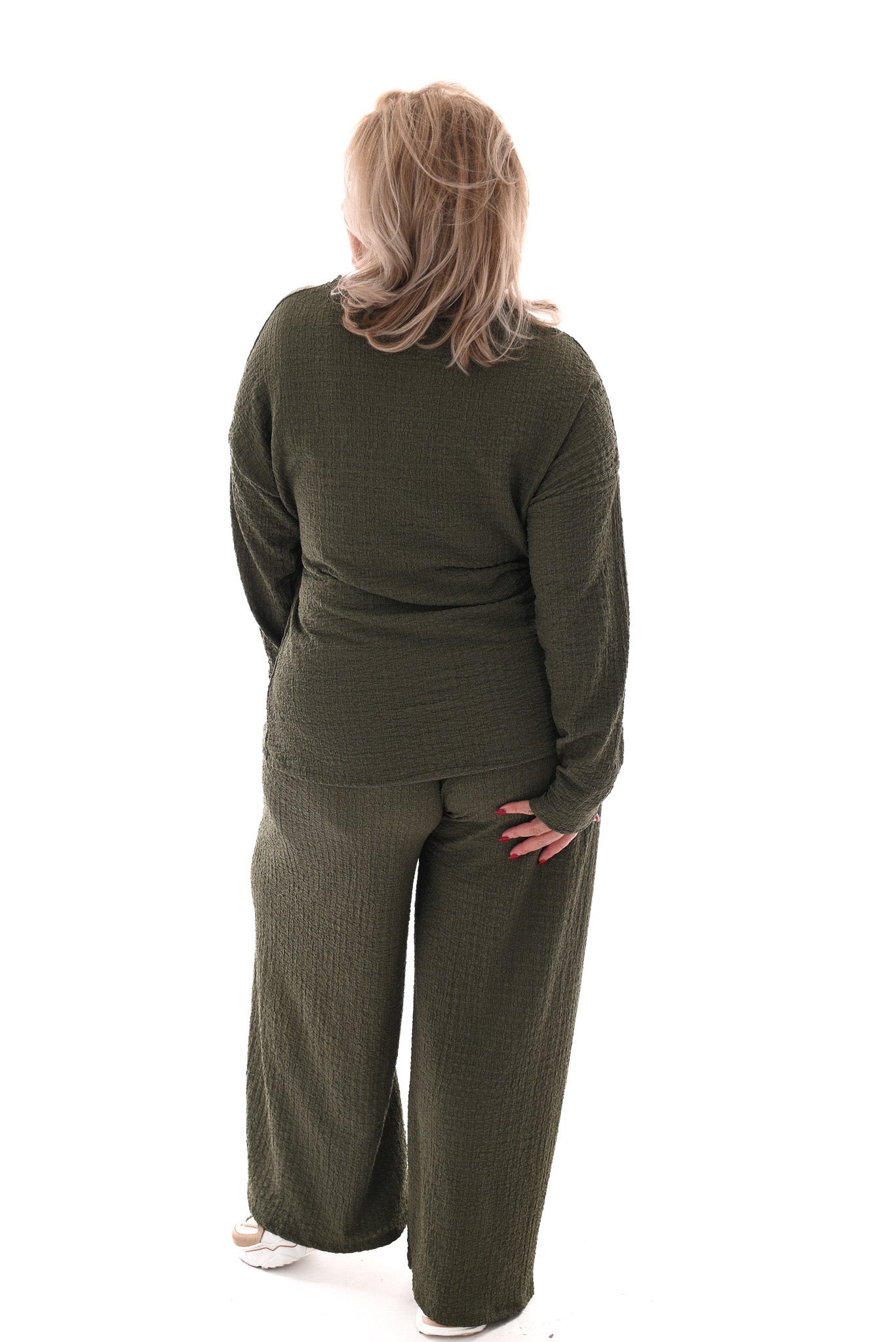 Tweedelig crepe pak met knoop lange mouwen legergroen