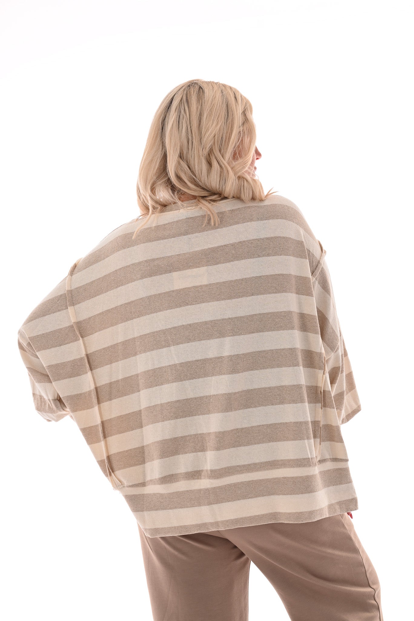 Oversized gestreepte trui beige/roomwit