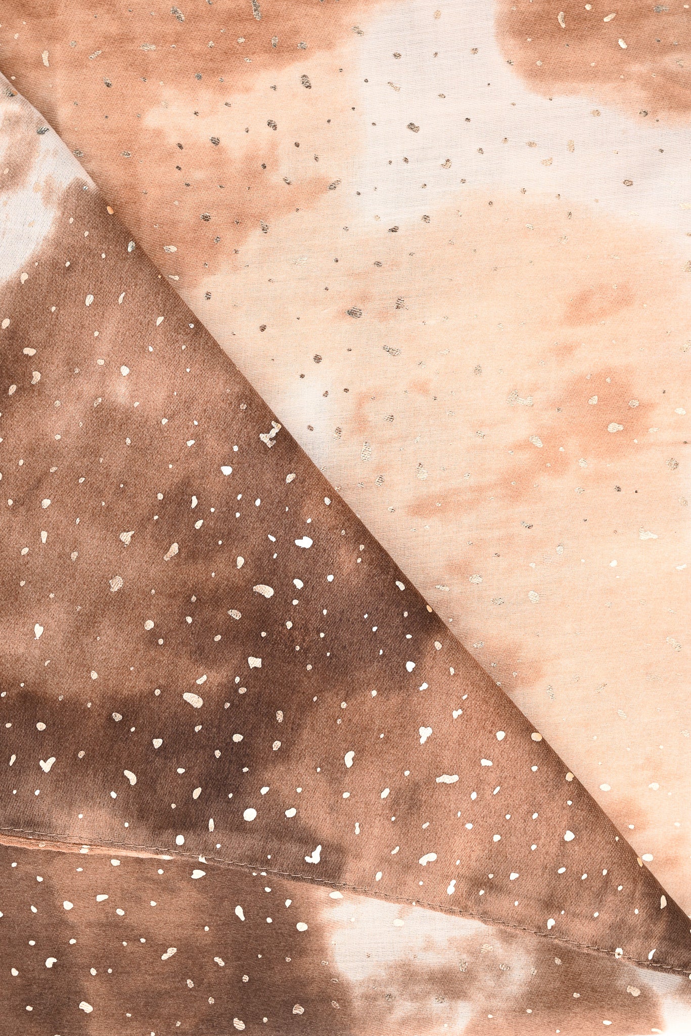 Sjaal abstract inkt bruin