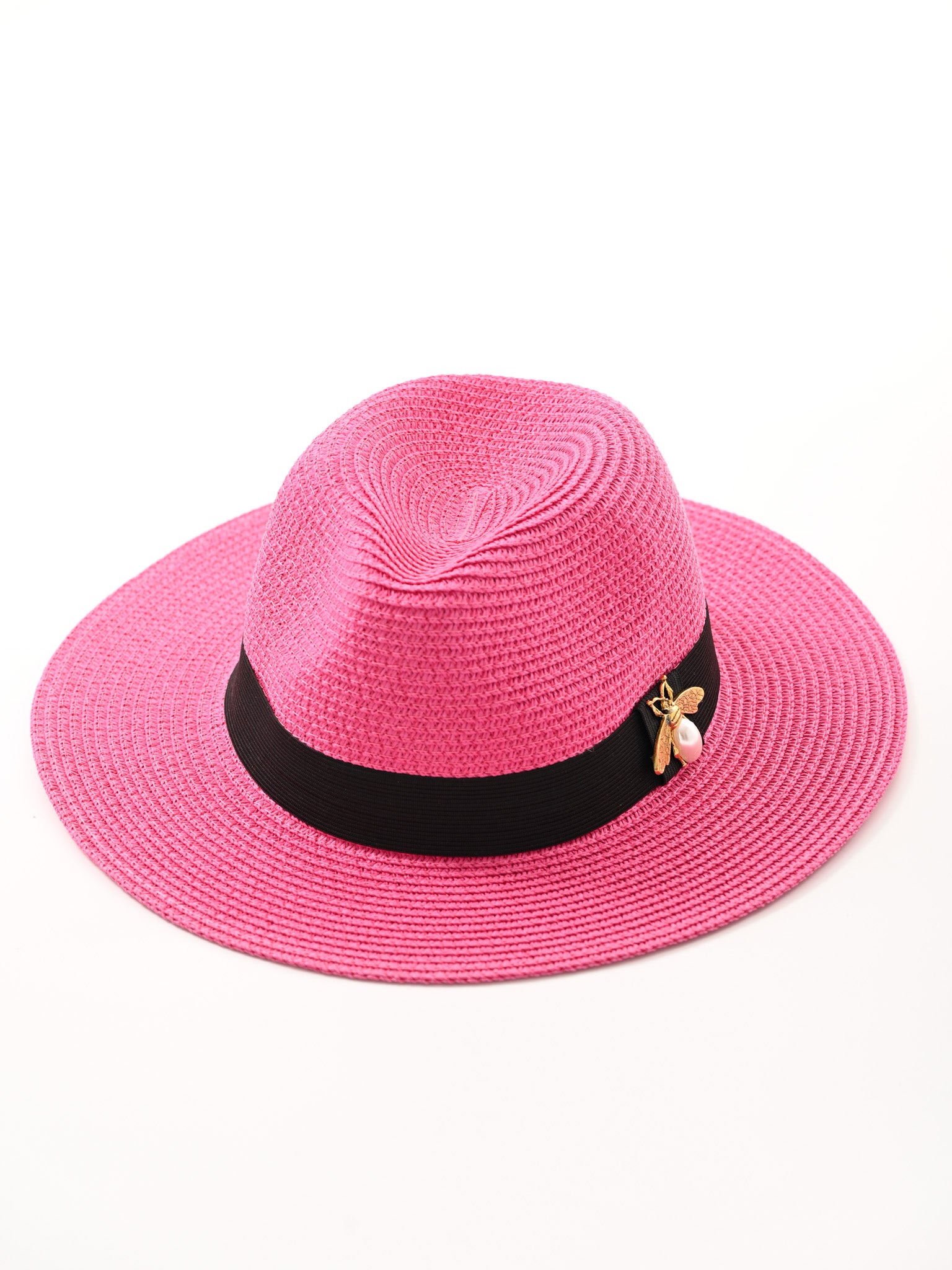 Hoed met bij fuchsia