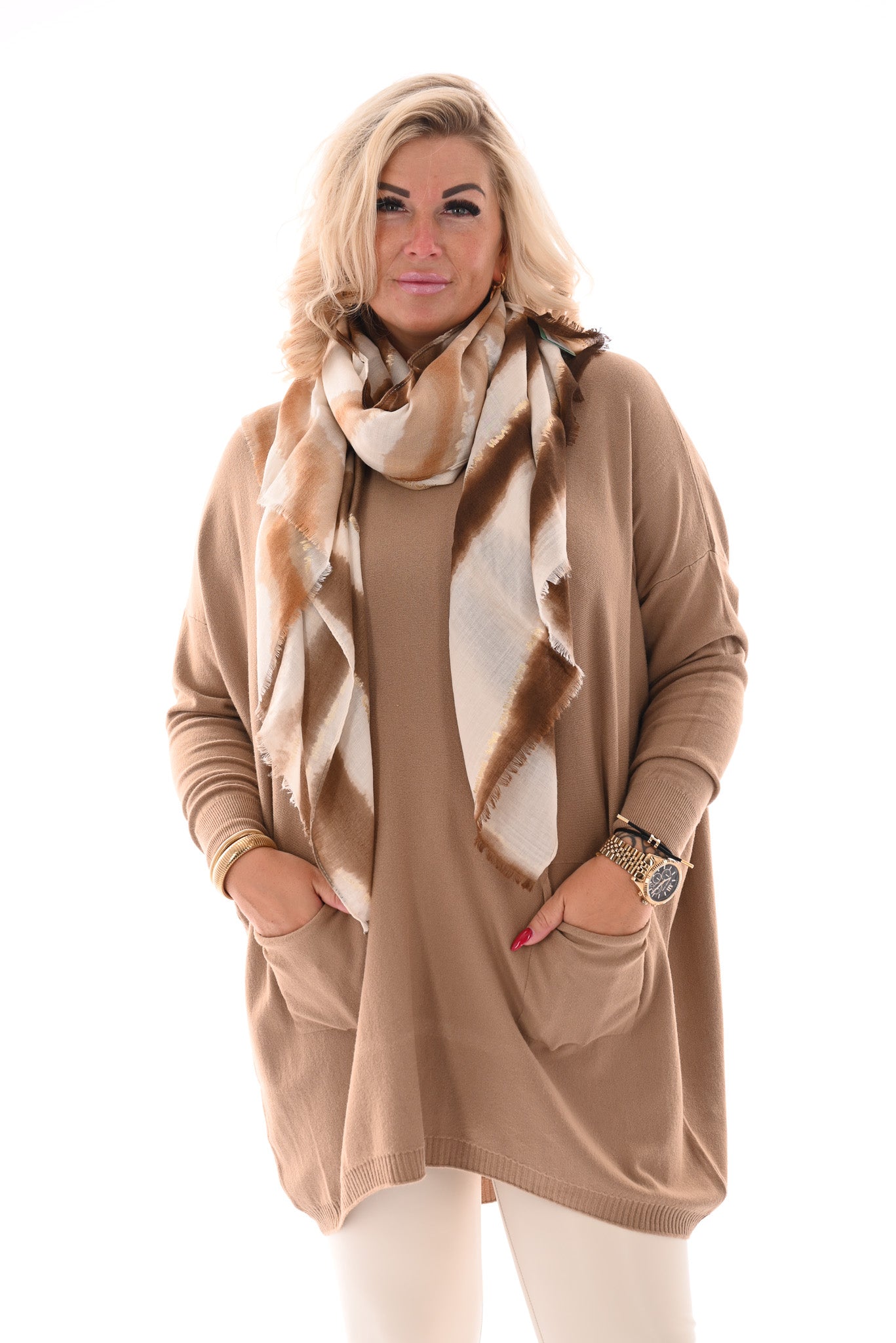 Trui met zakken en knoopjes camel