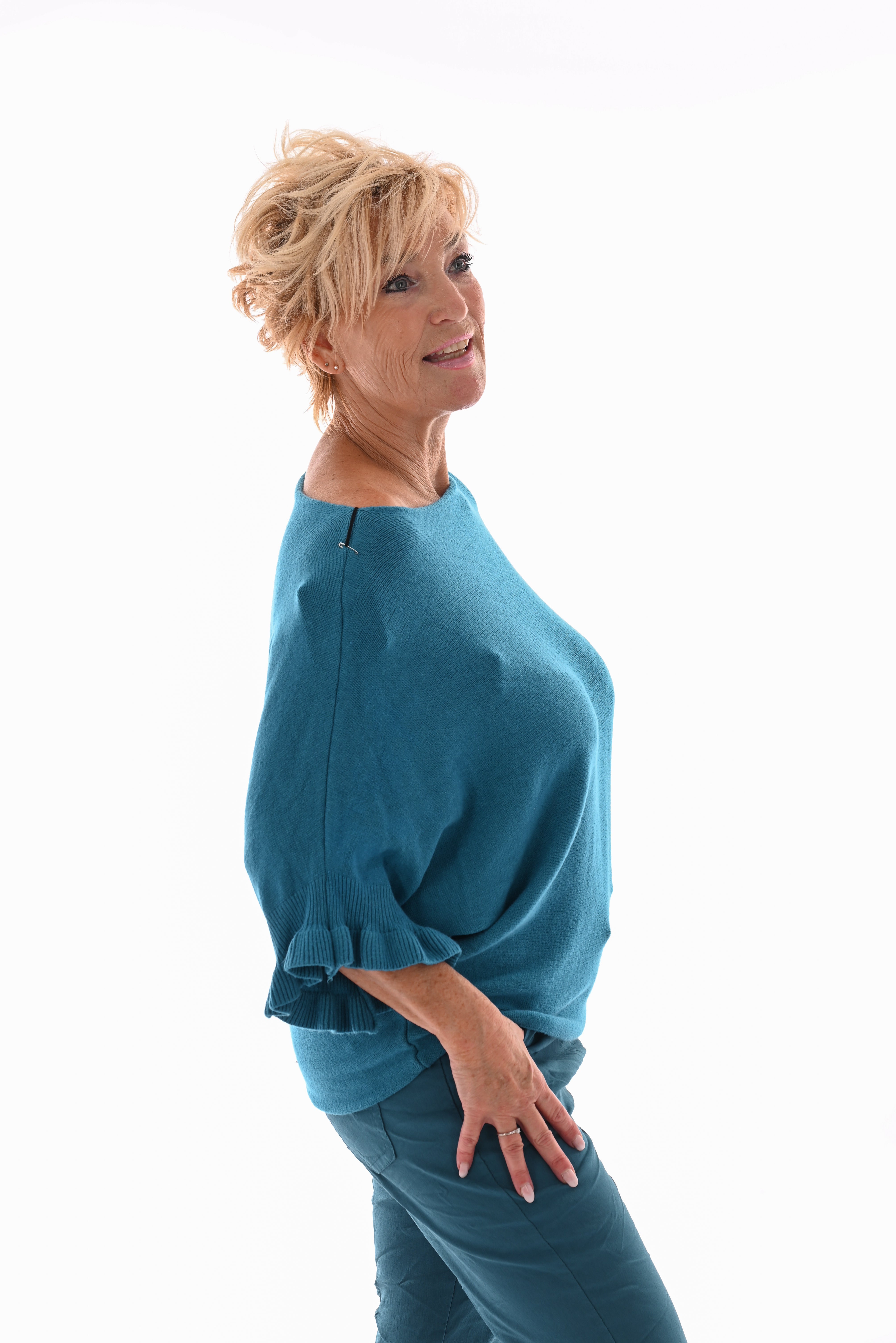 Vleermuis trui korte roezel mouwen uni blauw
