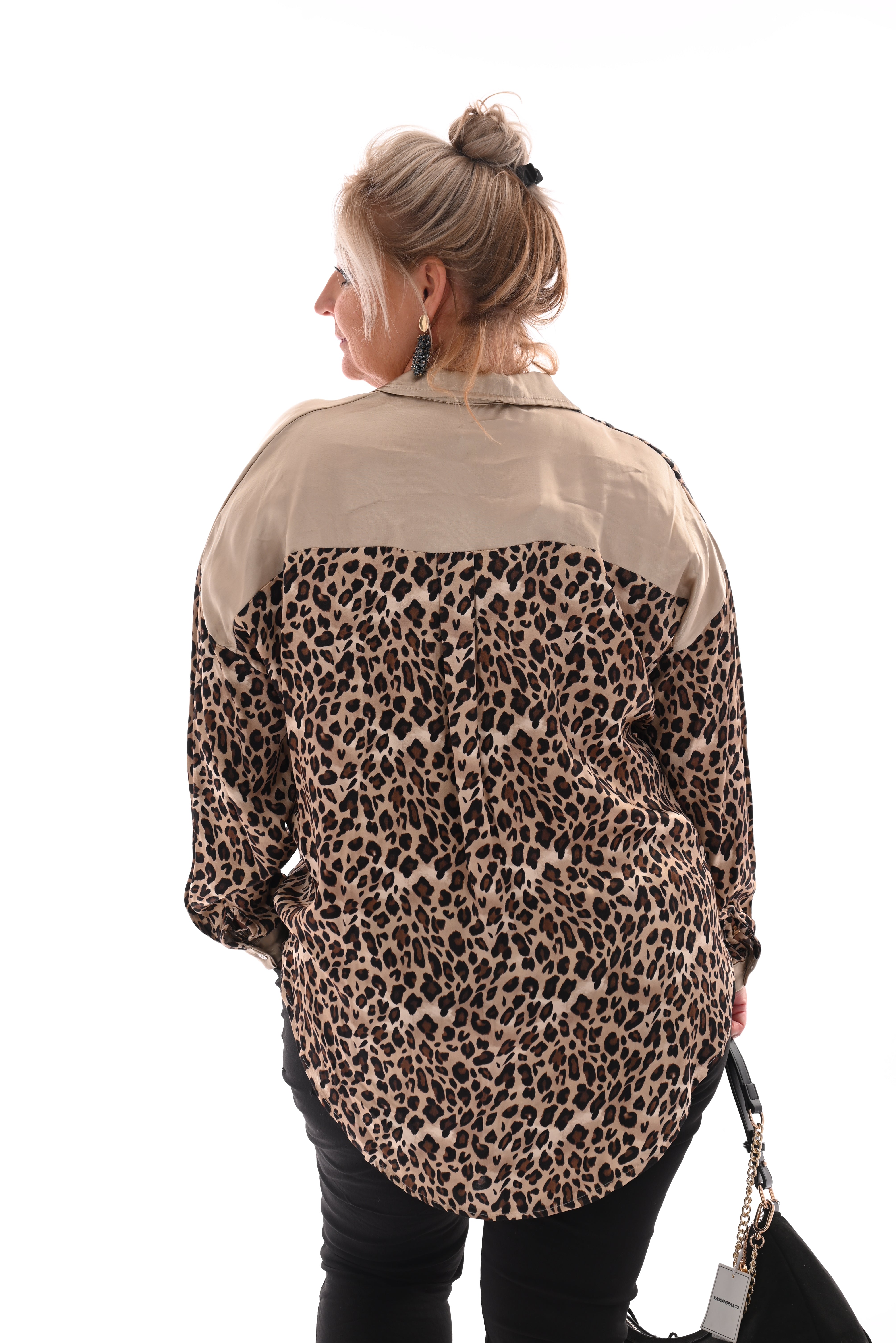 Silky blouse met vakken panter/beige