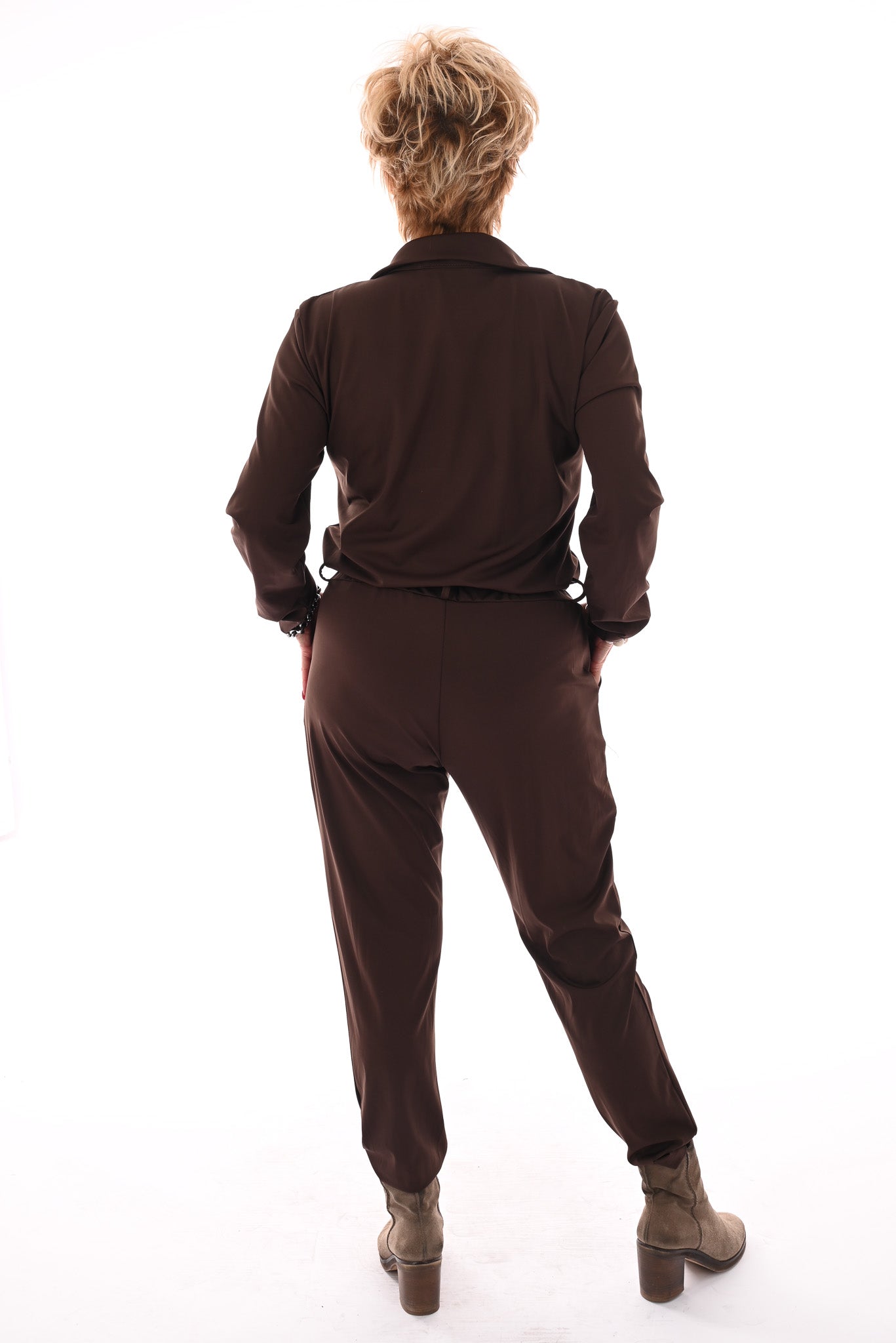 Travel jumpsuit met ceintuur bruin