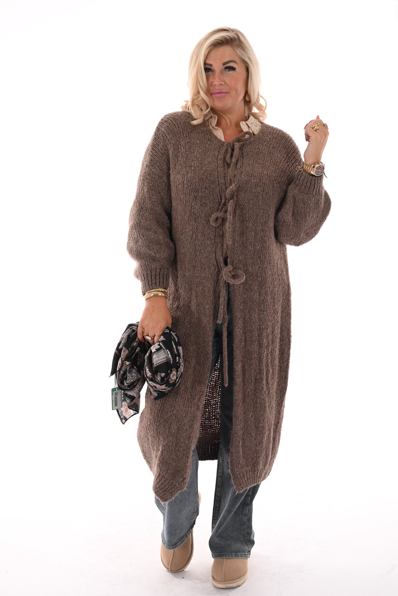 Lang gebreid vest met strik sluiting taupe