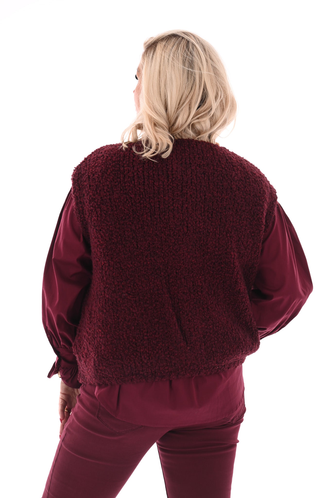 Boucle gilet met knopen bordeaux