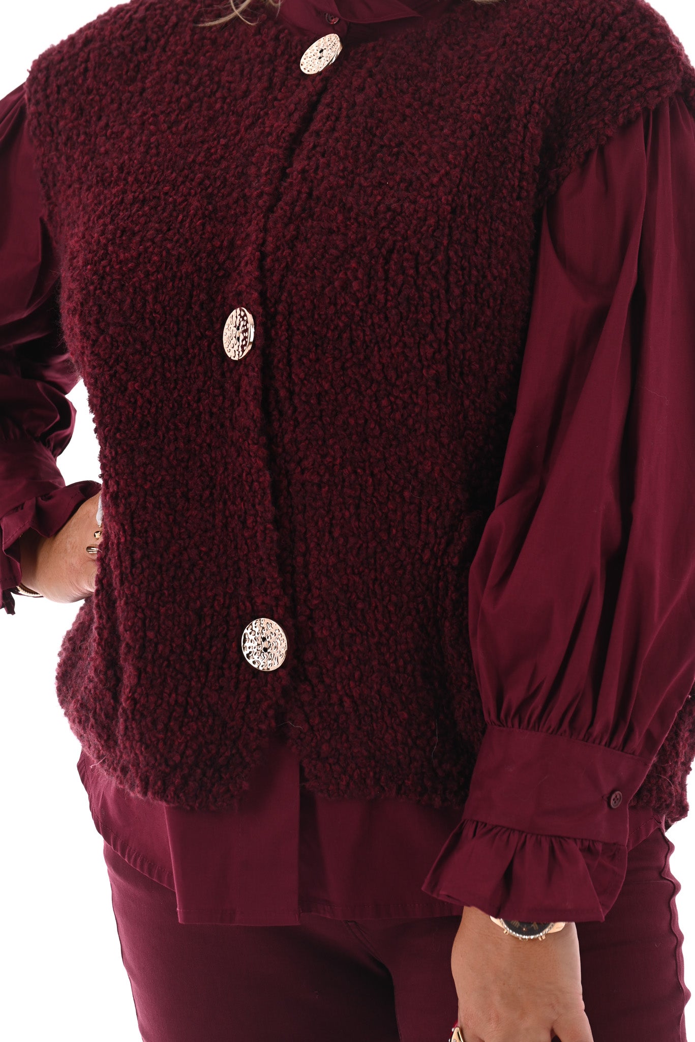 Boucle gilet met knopen bordeaux