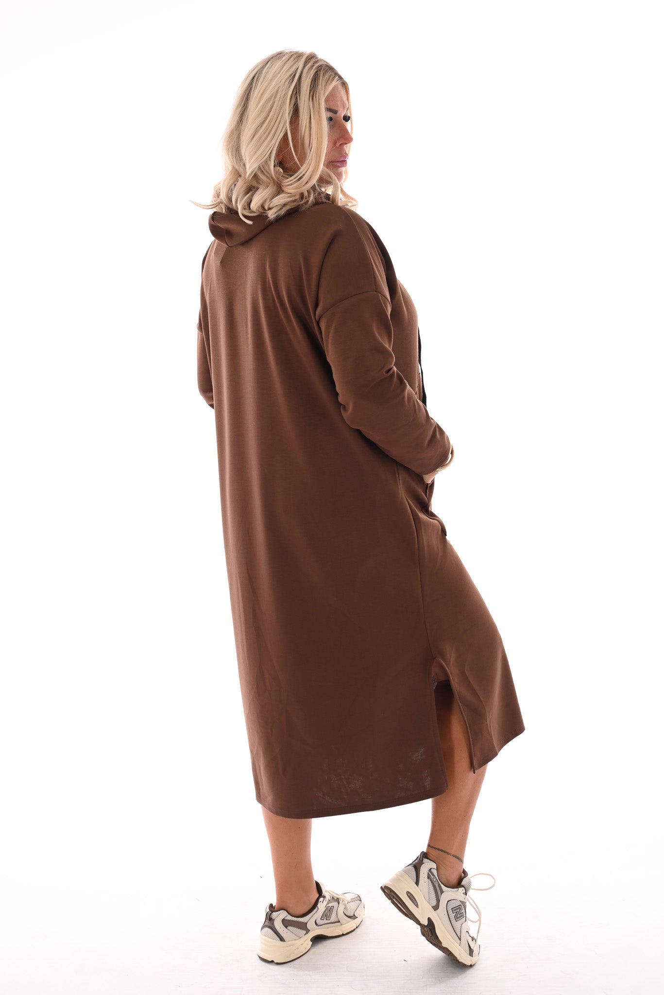 Lange sweaterdress met capuchon bruin