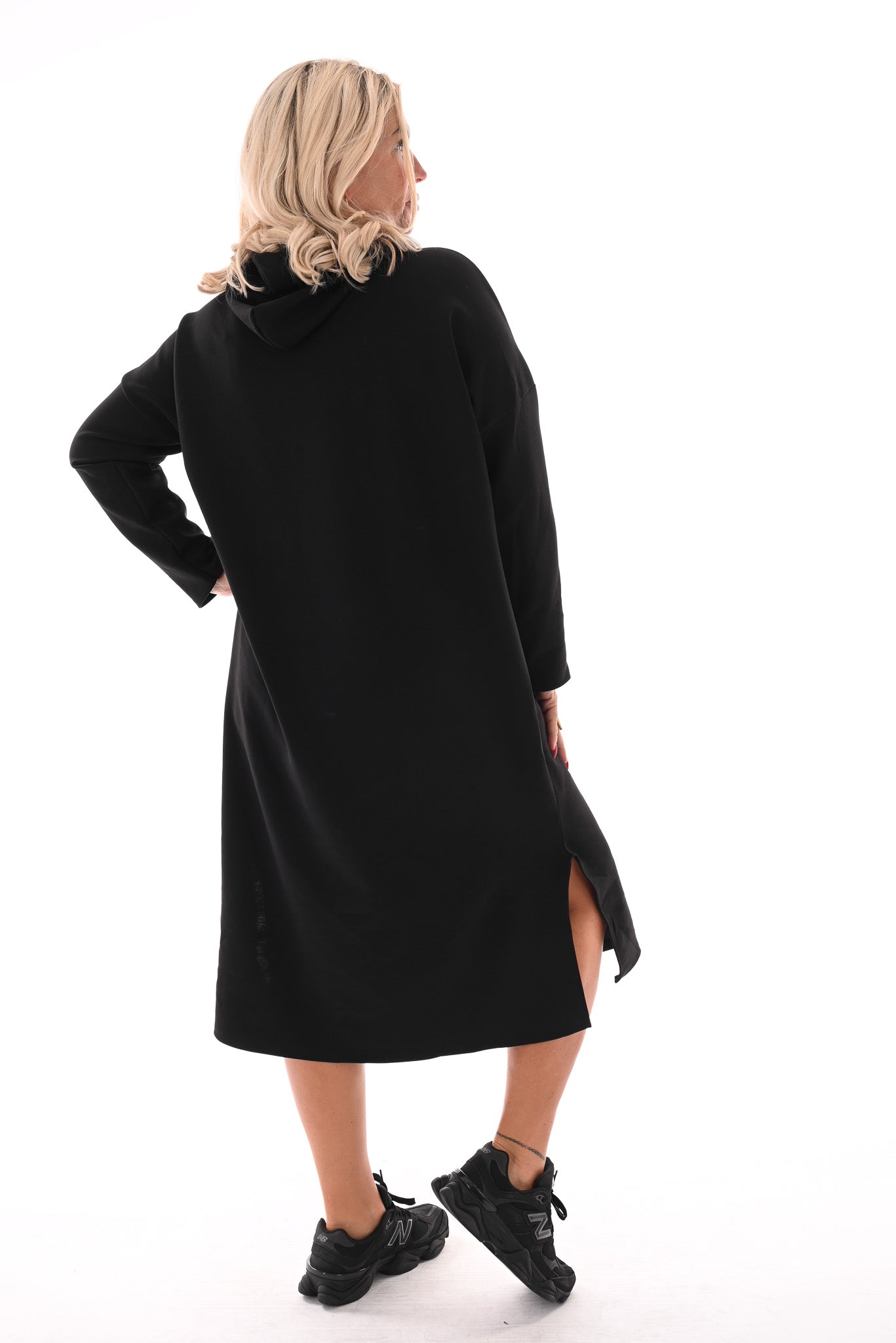 Lange sweaterdress met capuchon zwart