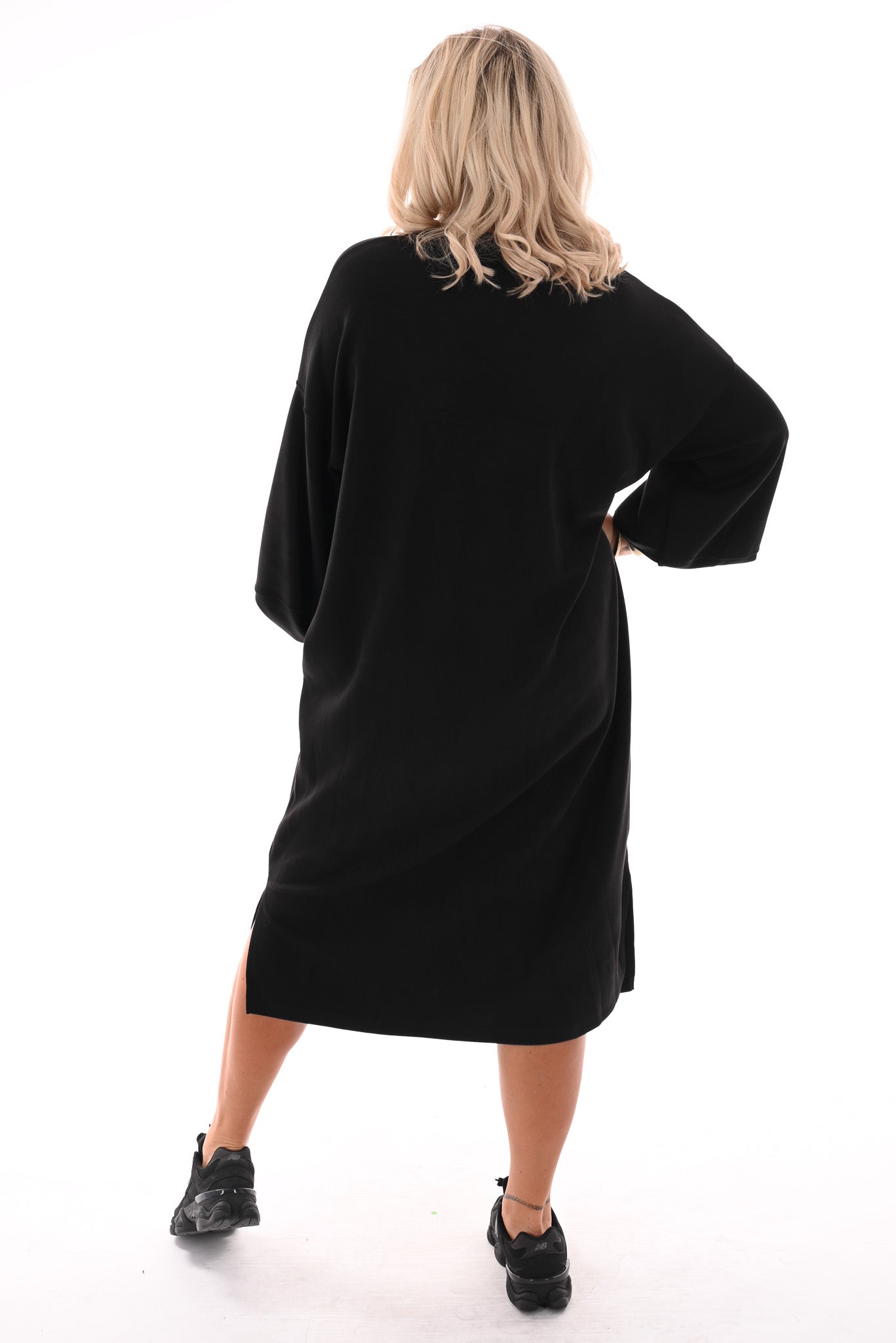 Lange sweaterdress met capuchon zwart