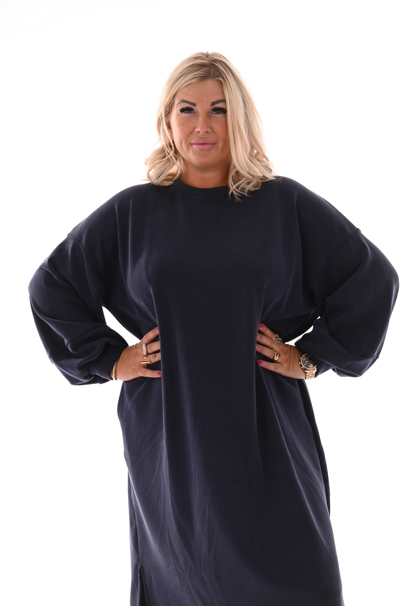 Lange sweaterdress met pofmouwen marineblauw