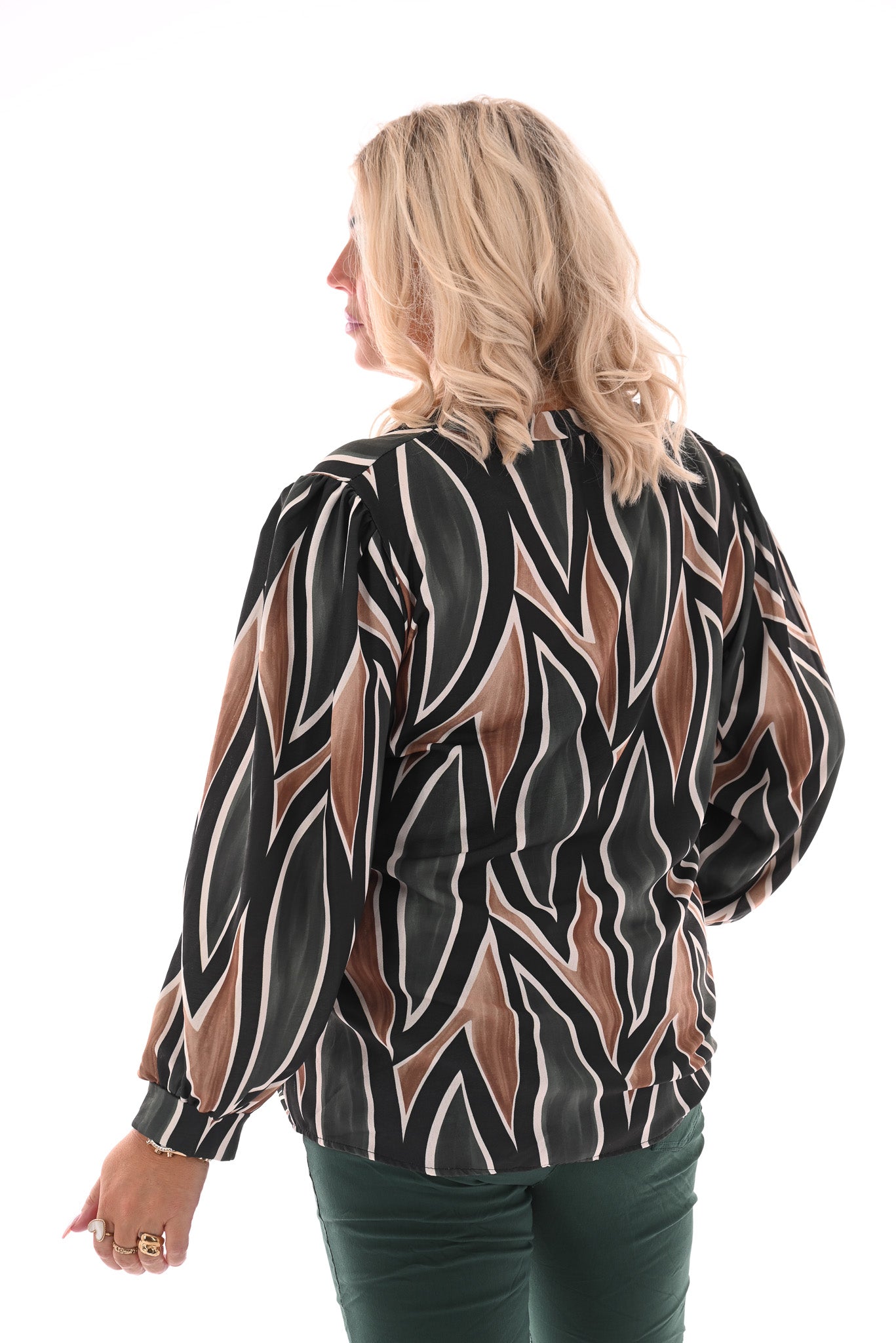Top v-hals met print blad legergroen