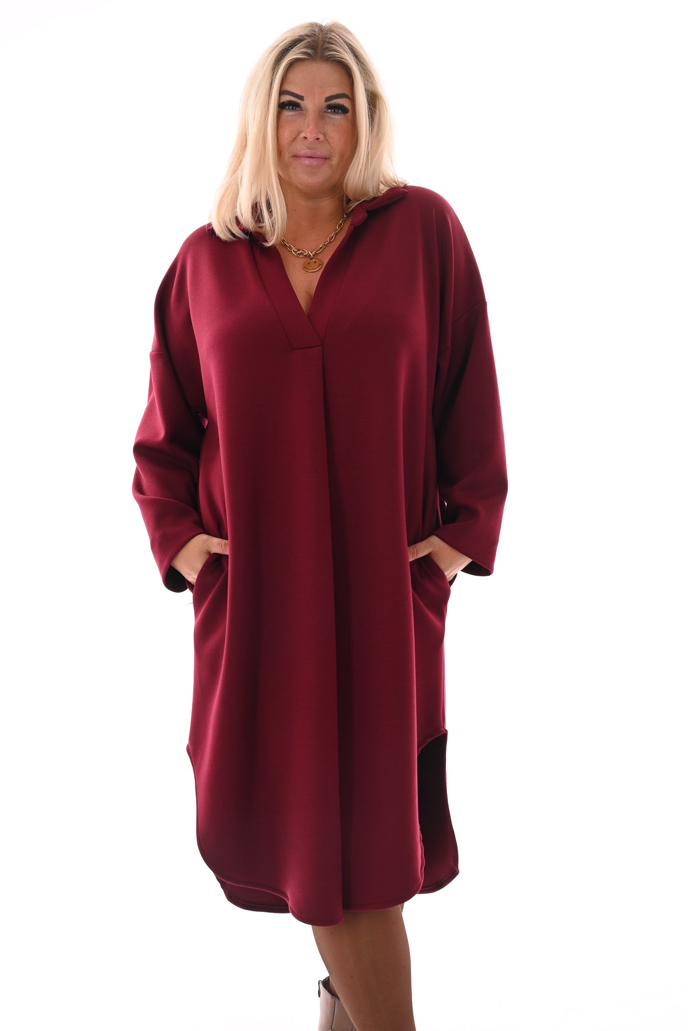 Half lange jurk v-hals en zakken bordeaux