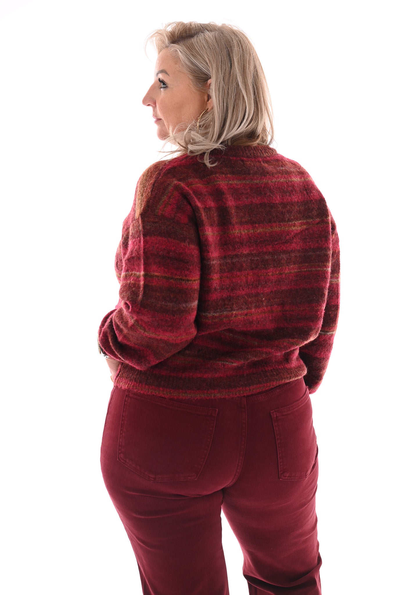 Doorknoop vest met streeppatroon rood/bordeaux