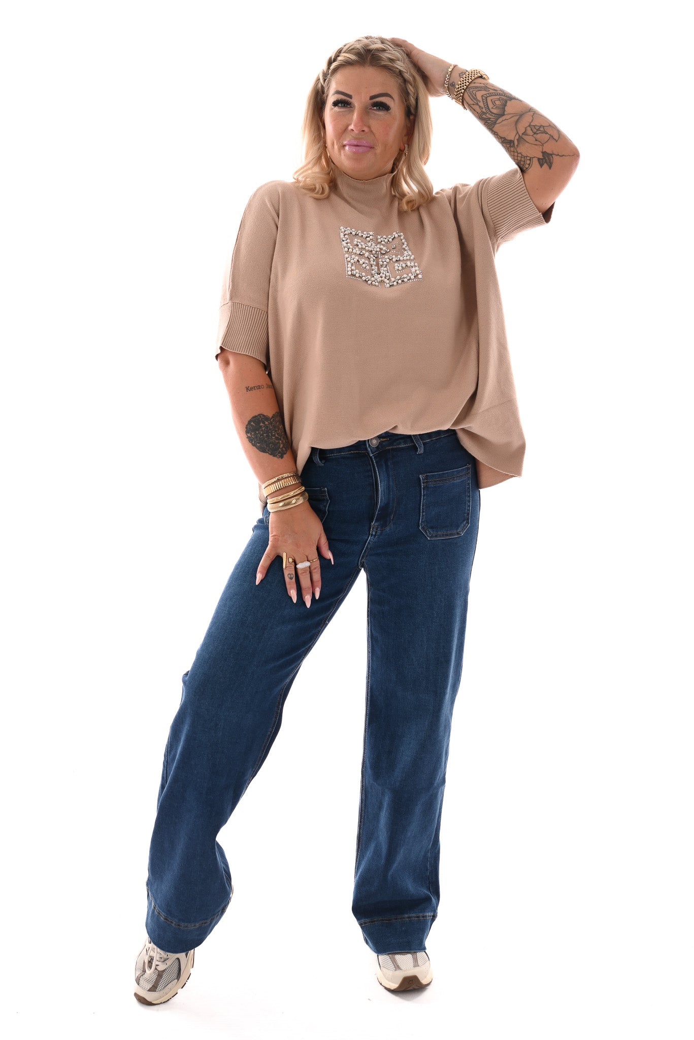 Trui met glitters en parels camel