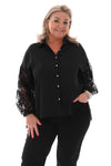 Doorknoop blouse kant zwart