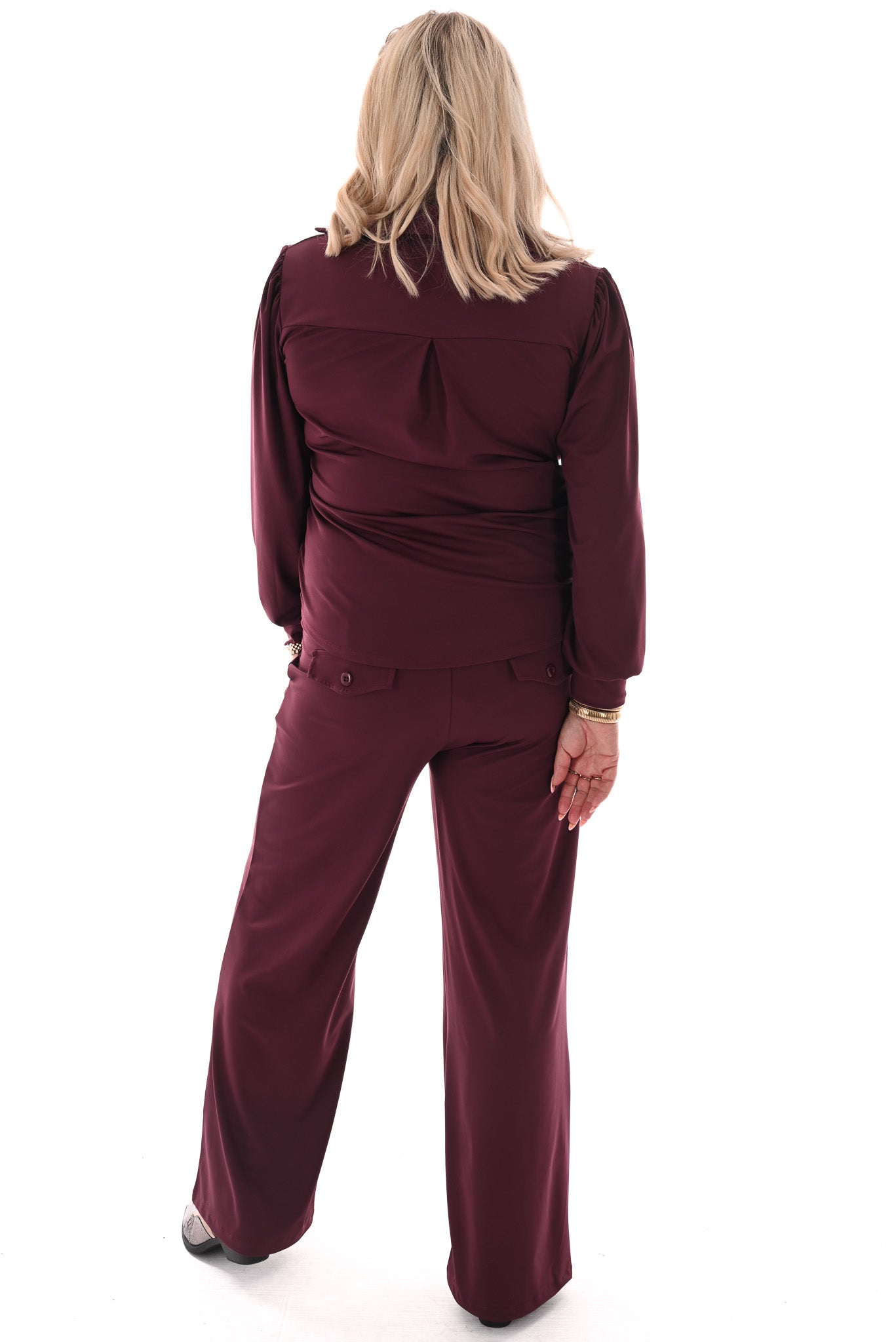 Tweedelig travel pak top v-hals met kraag aubergine