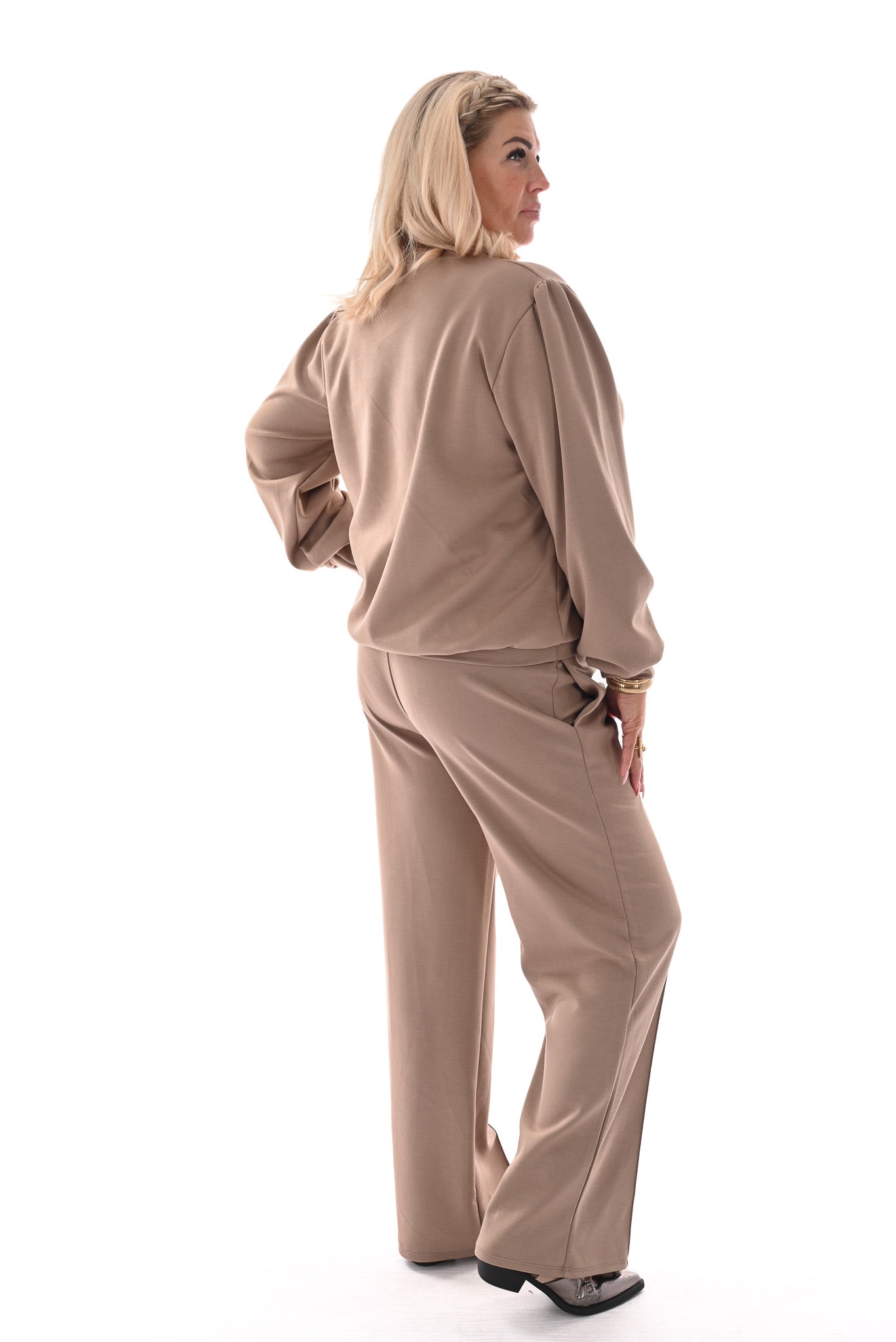 Tweedelig pak basic v-hals taupe
