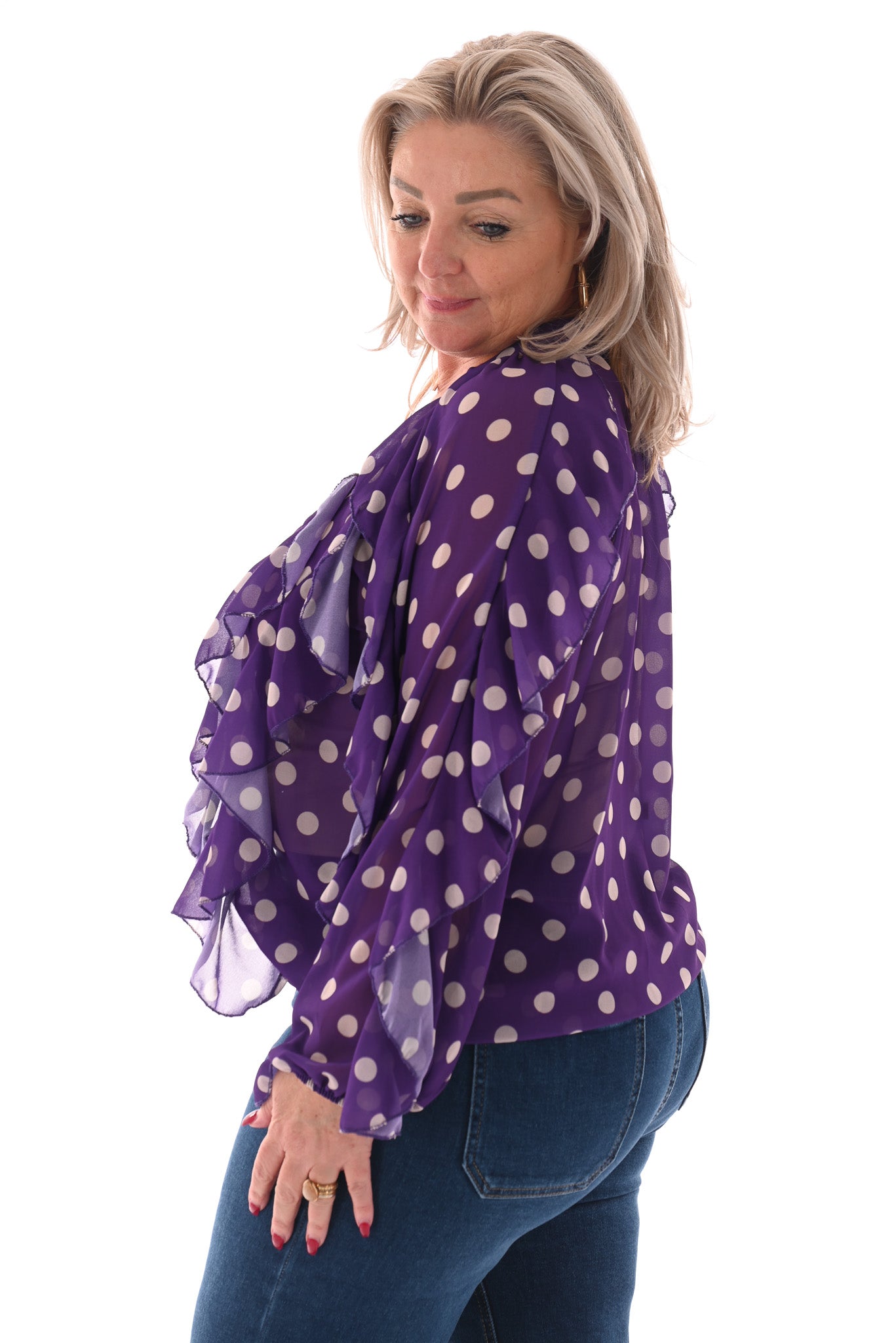 Doorknoop blouse ruffels dots paars