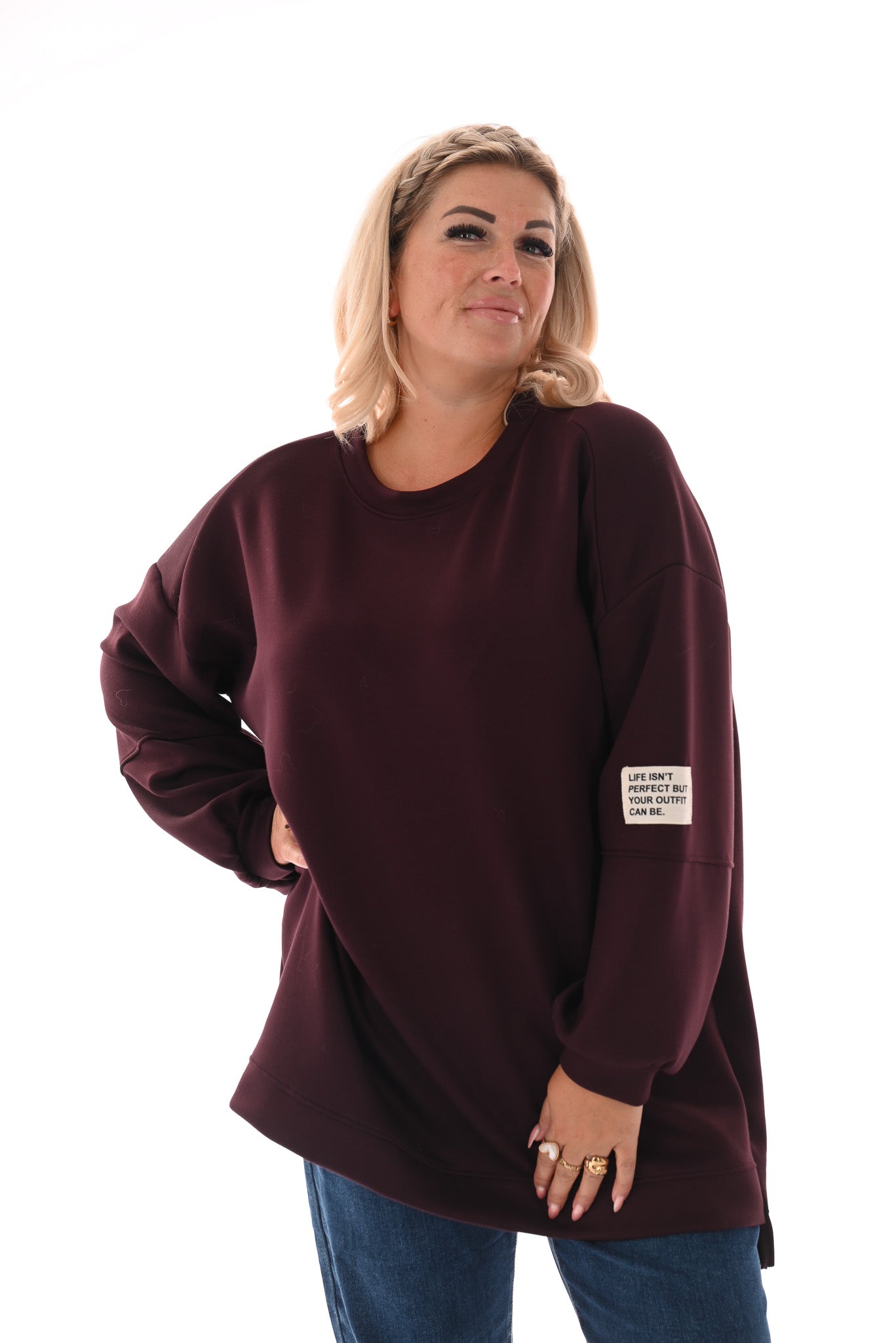 Sweater pofmouwen met applicatie aubergine