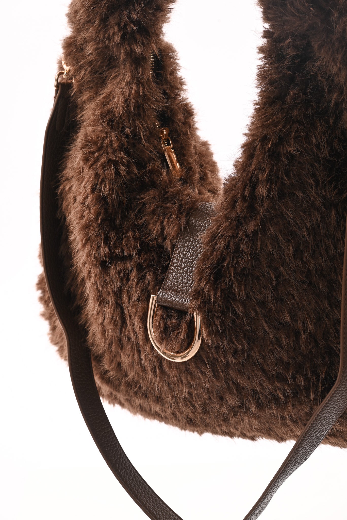 Furry schoudertas bruin