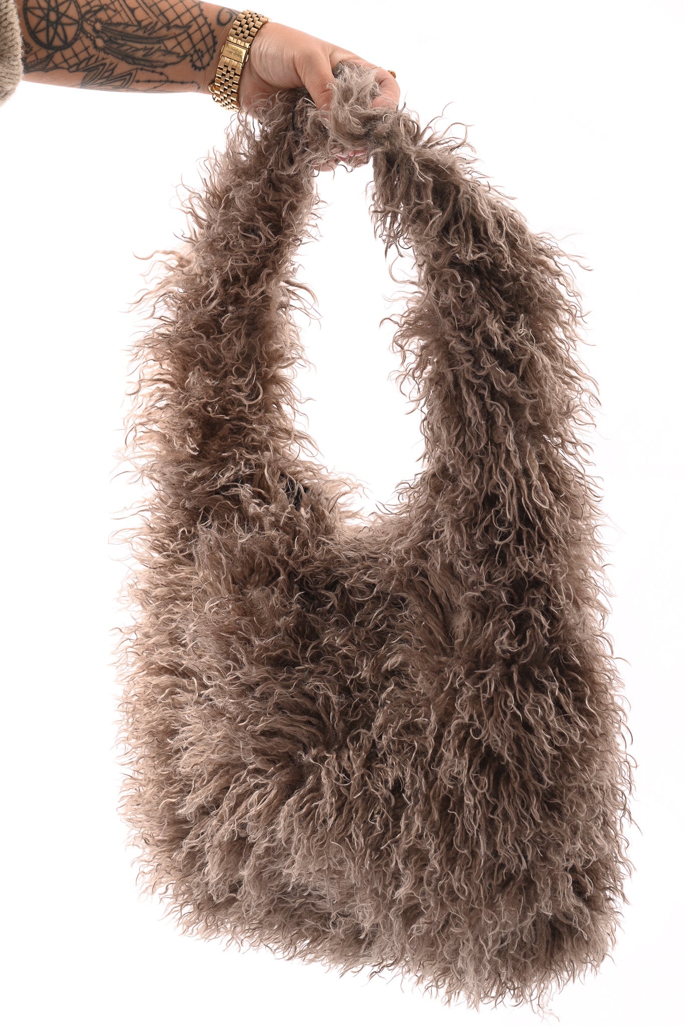 Wavy faux fur schoudertas taupe