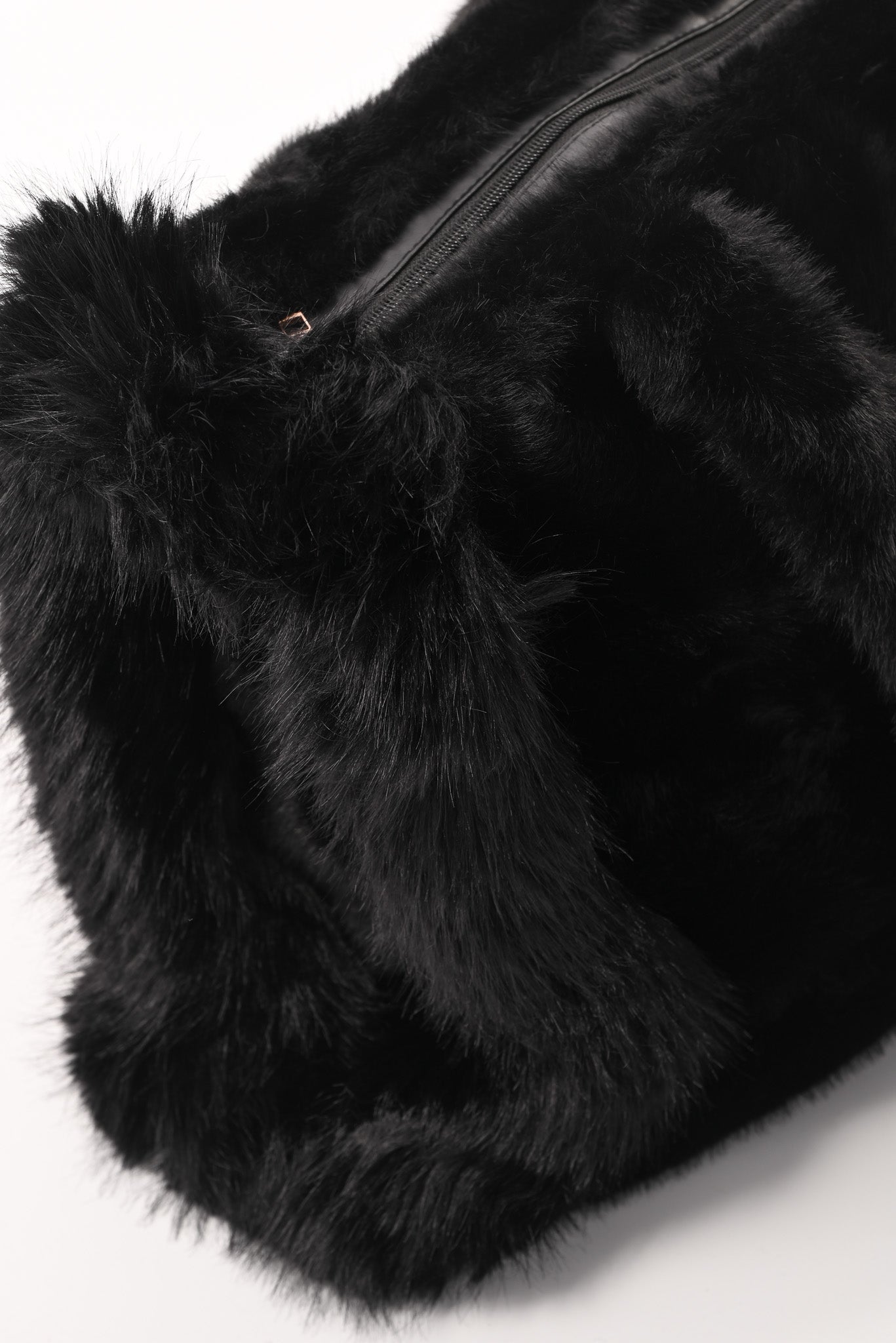 Furry shopper groot zwart