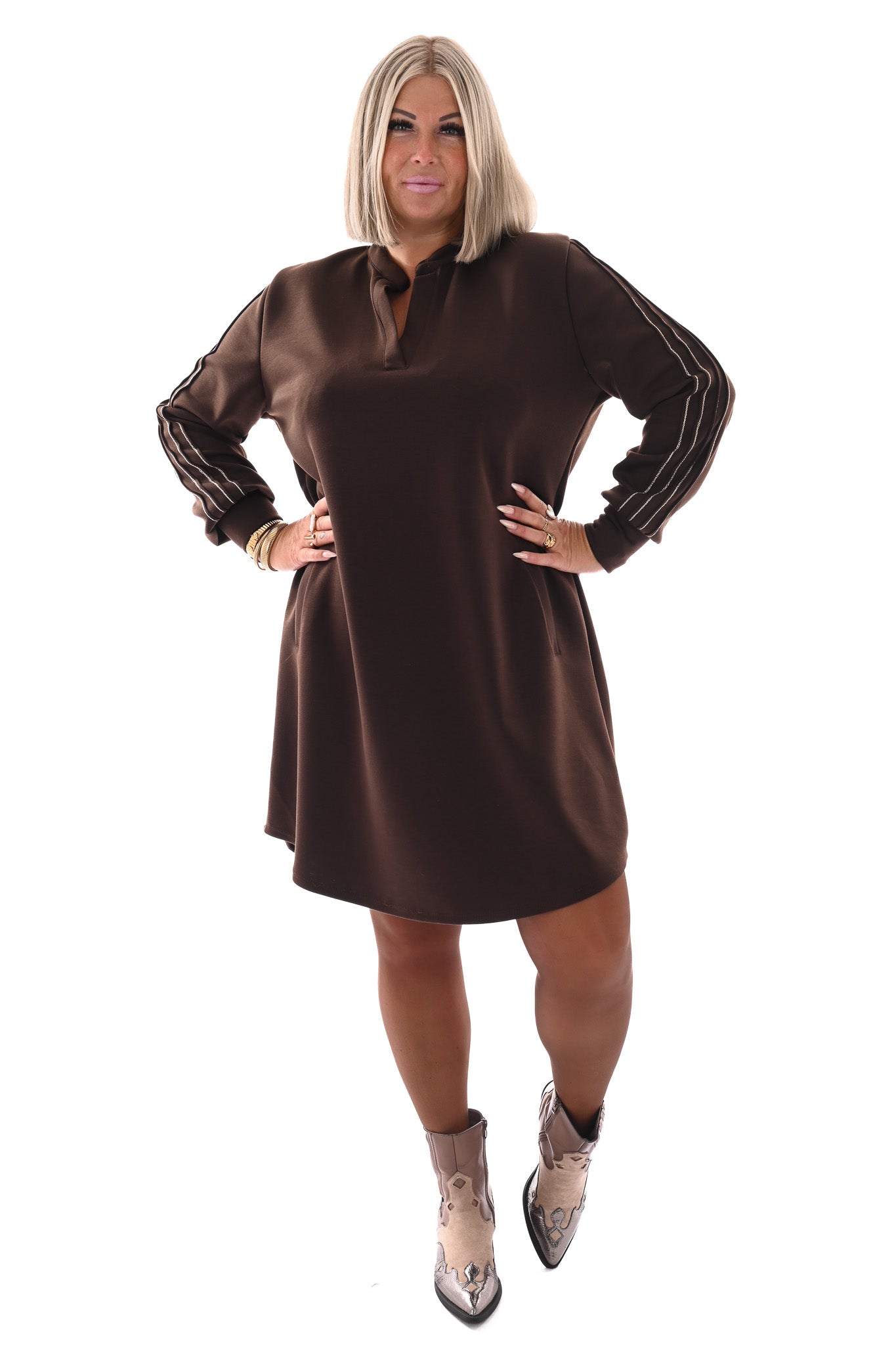 Tuniek deluxe v-hals gouden bies donkerbruin