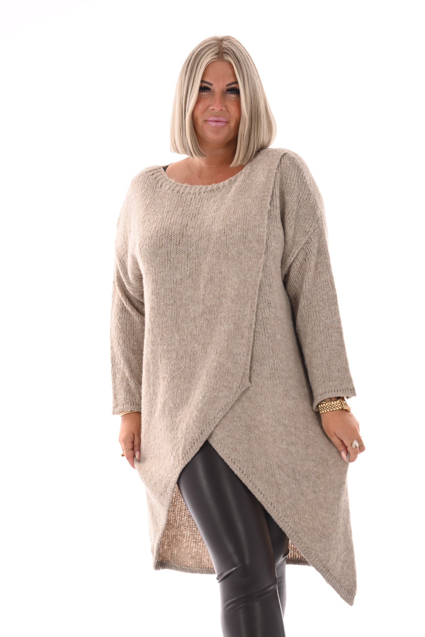 Gebreide trui overslag beige