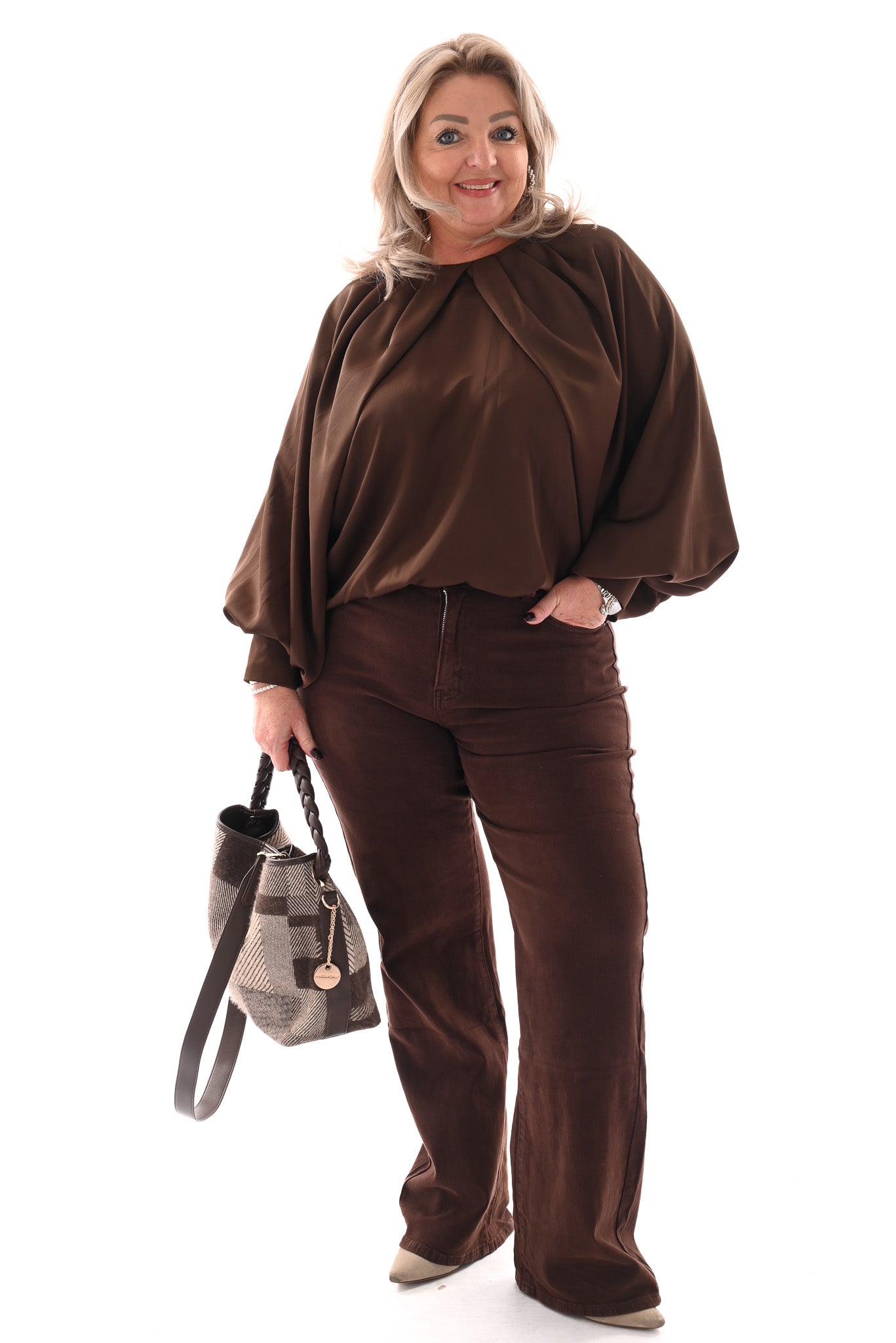 Silky blouse met pofmouwen bruin