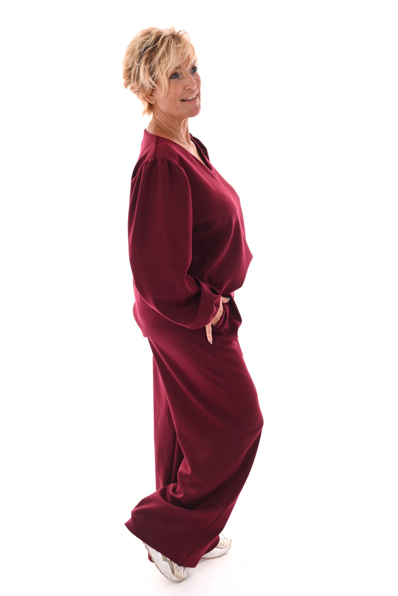 Tweedelig  pak  v-hals deluxe bordeaux