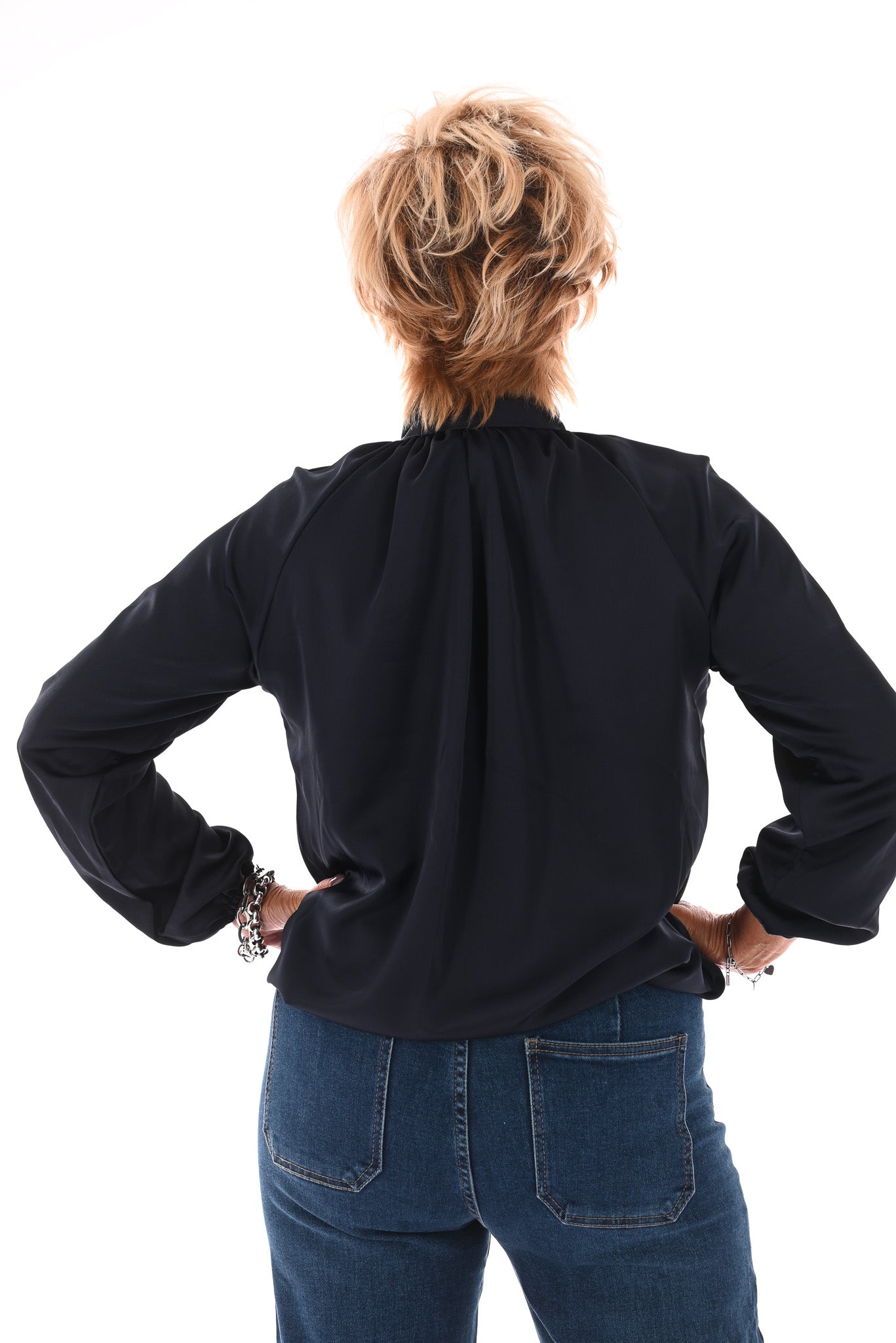 Silky blouse met strik uni marineblauw