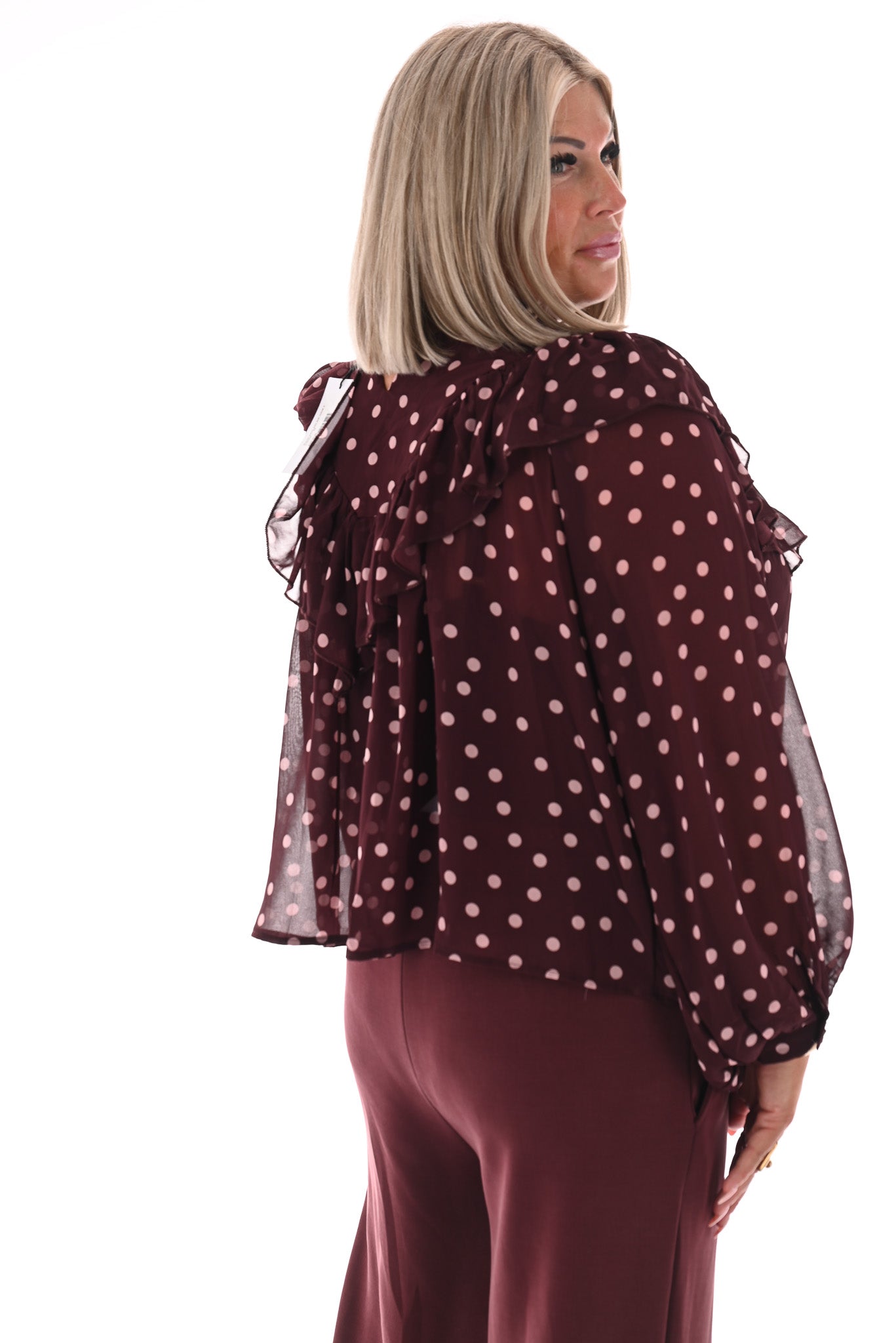 Blouse polka dots met roezel bordeaux