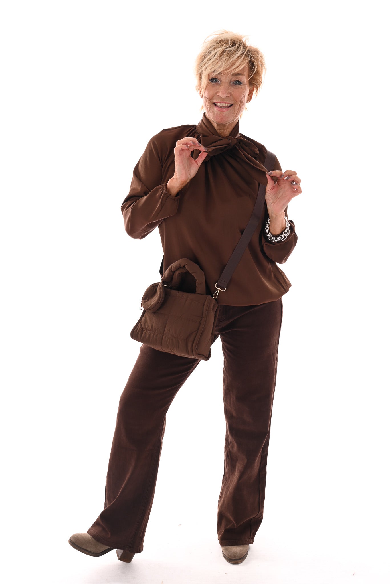 Silky blouse met strik uni bruin
