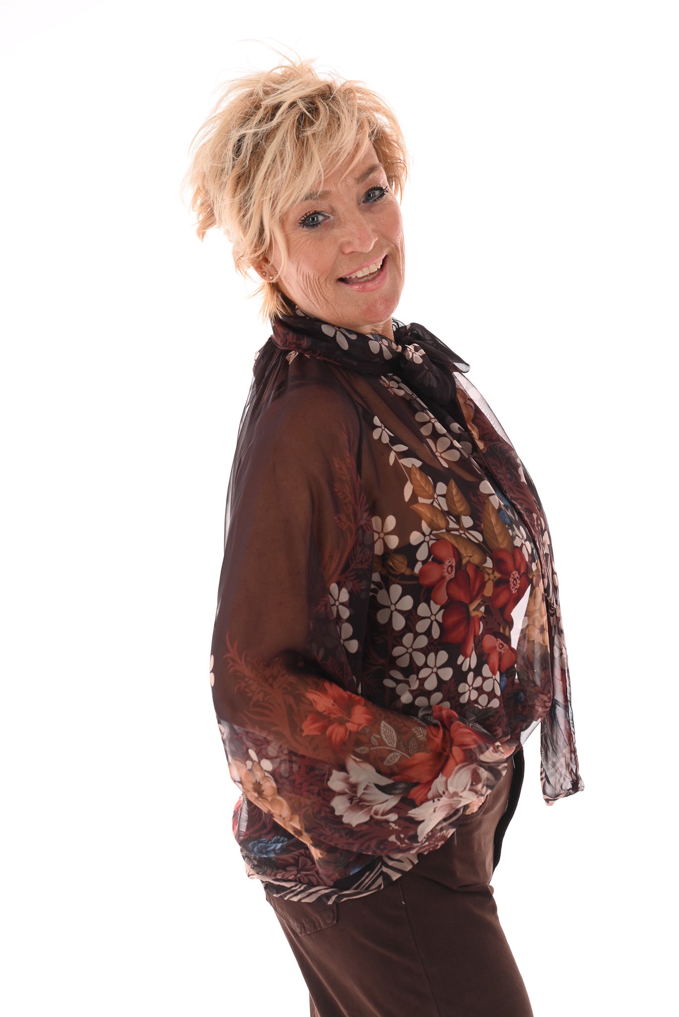 Blouse met strik bloemen donkerbruin