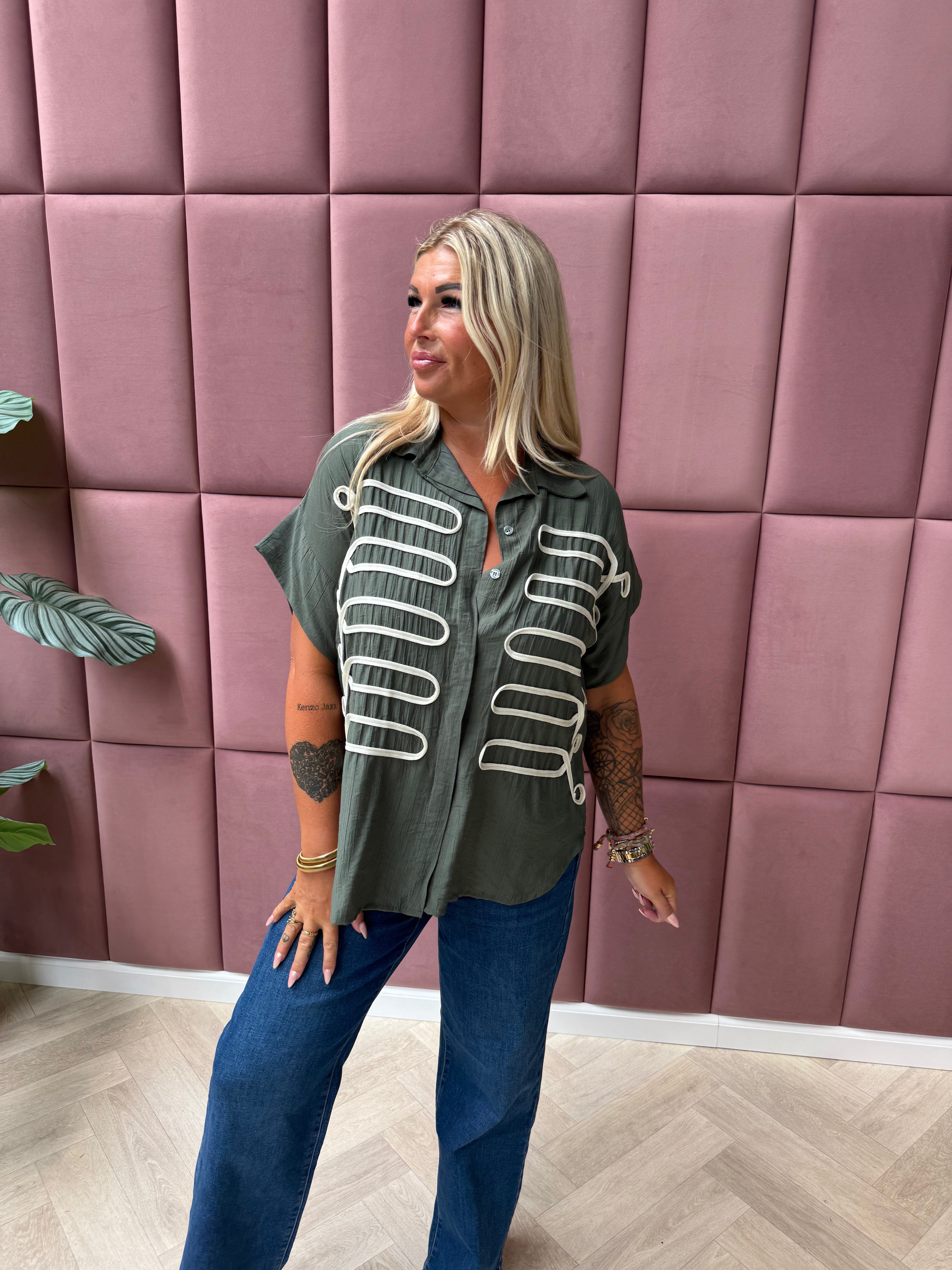 Blouse korte mouwen met veterdetail olijfgroen