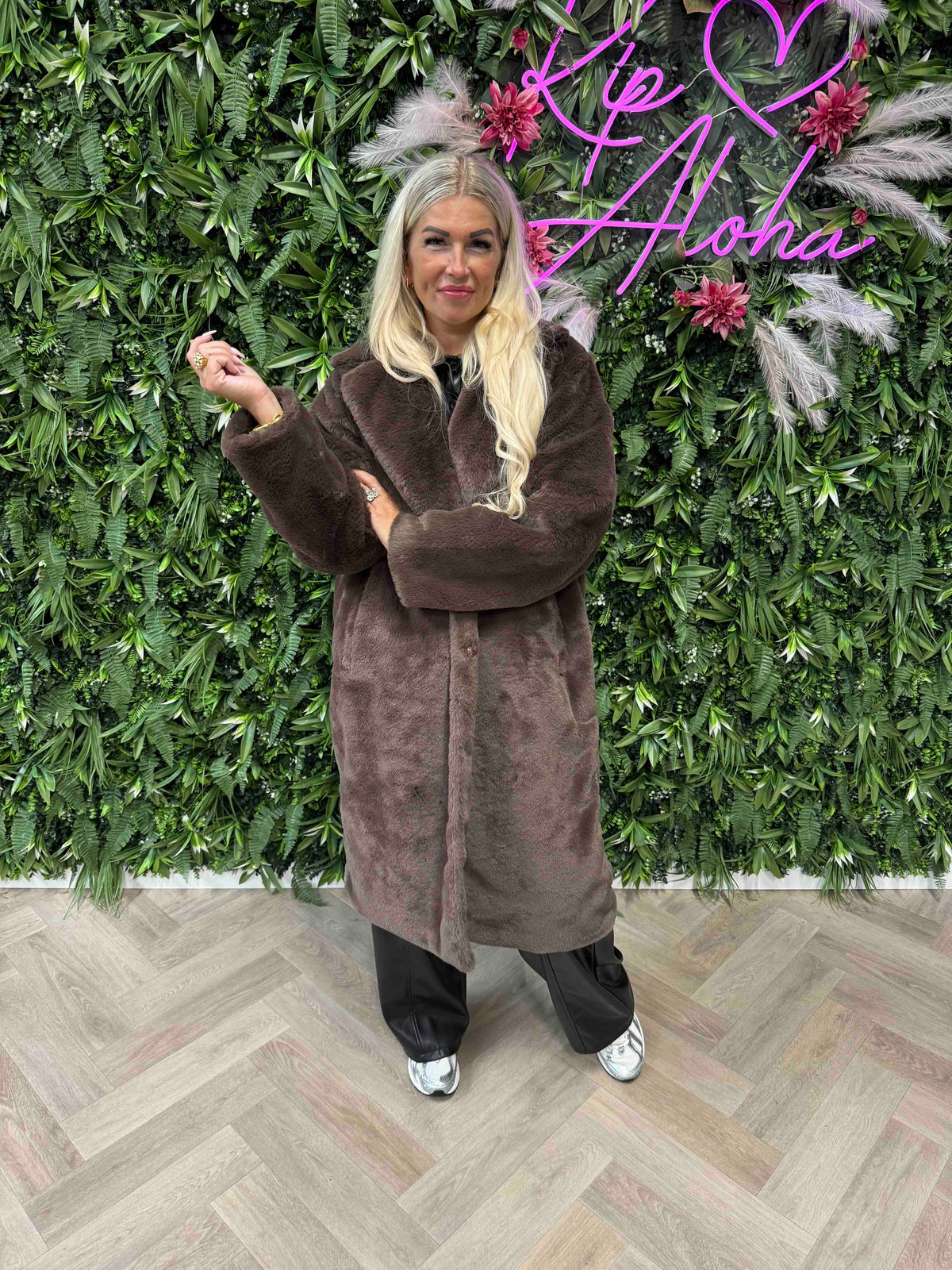 Lange faux fur mantel jas bruin