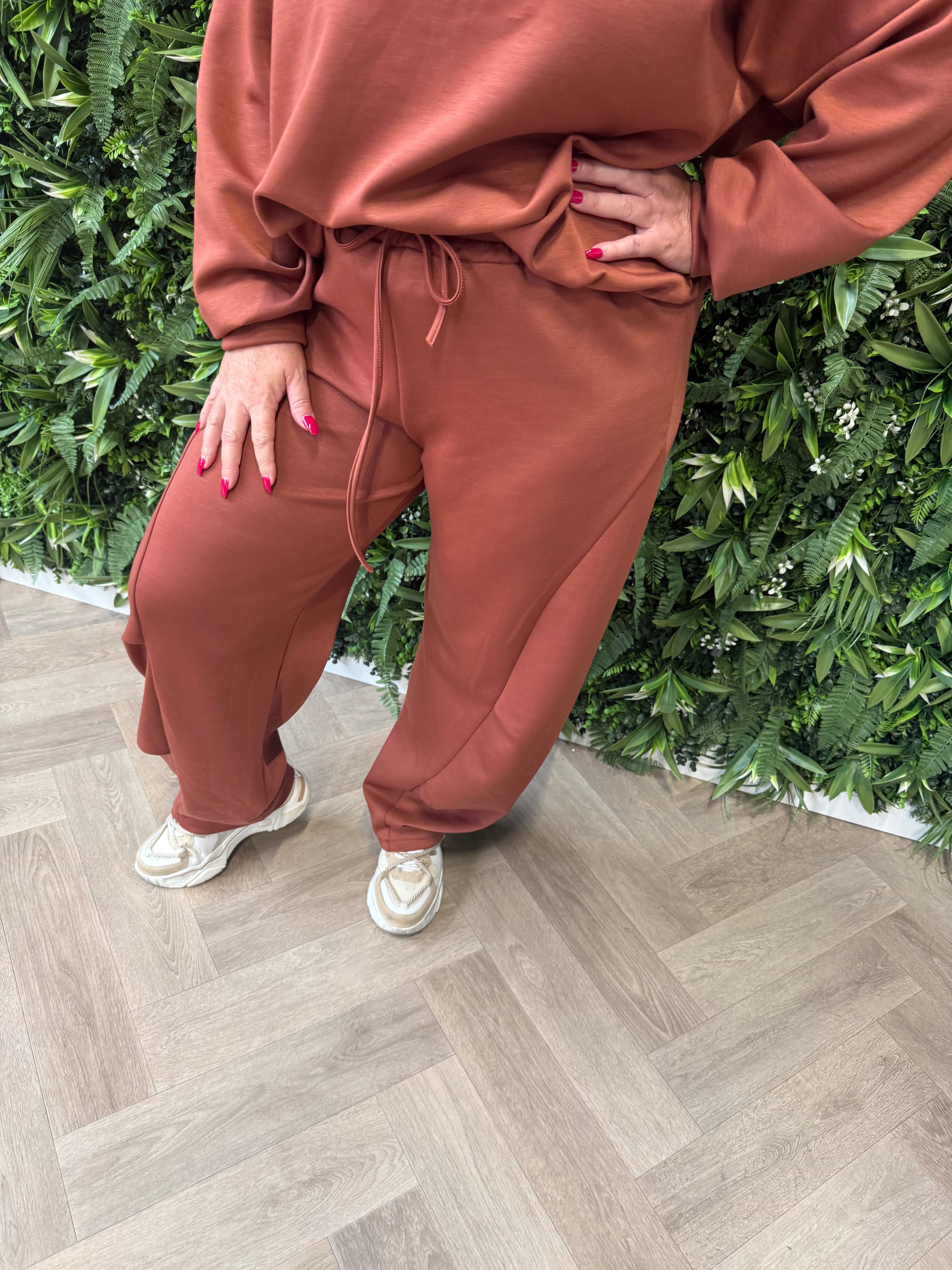 Joggingspak met brede hals uni terracotta