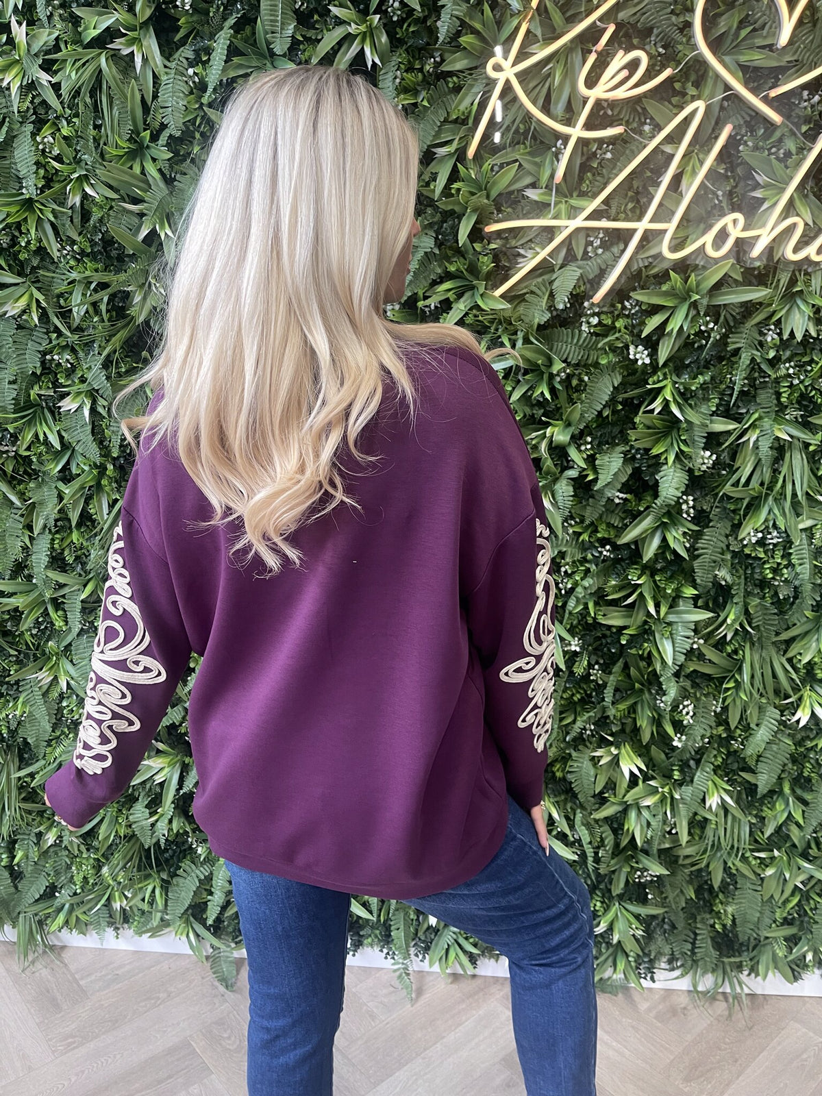 Sweater ronde hals met mouw detail paars