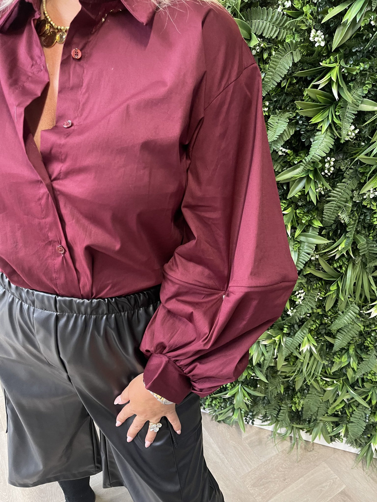 Blouse met wijde ballon mouwen uni bordeaux