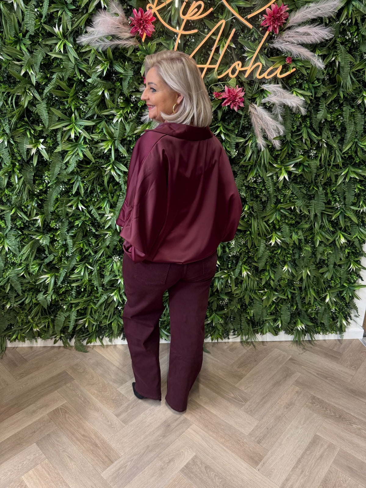 Silky blouse met korte pofmouwen bordeaux