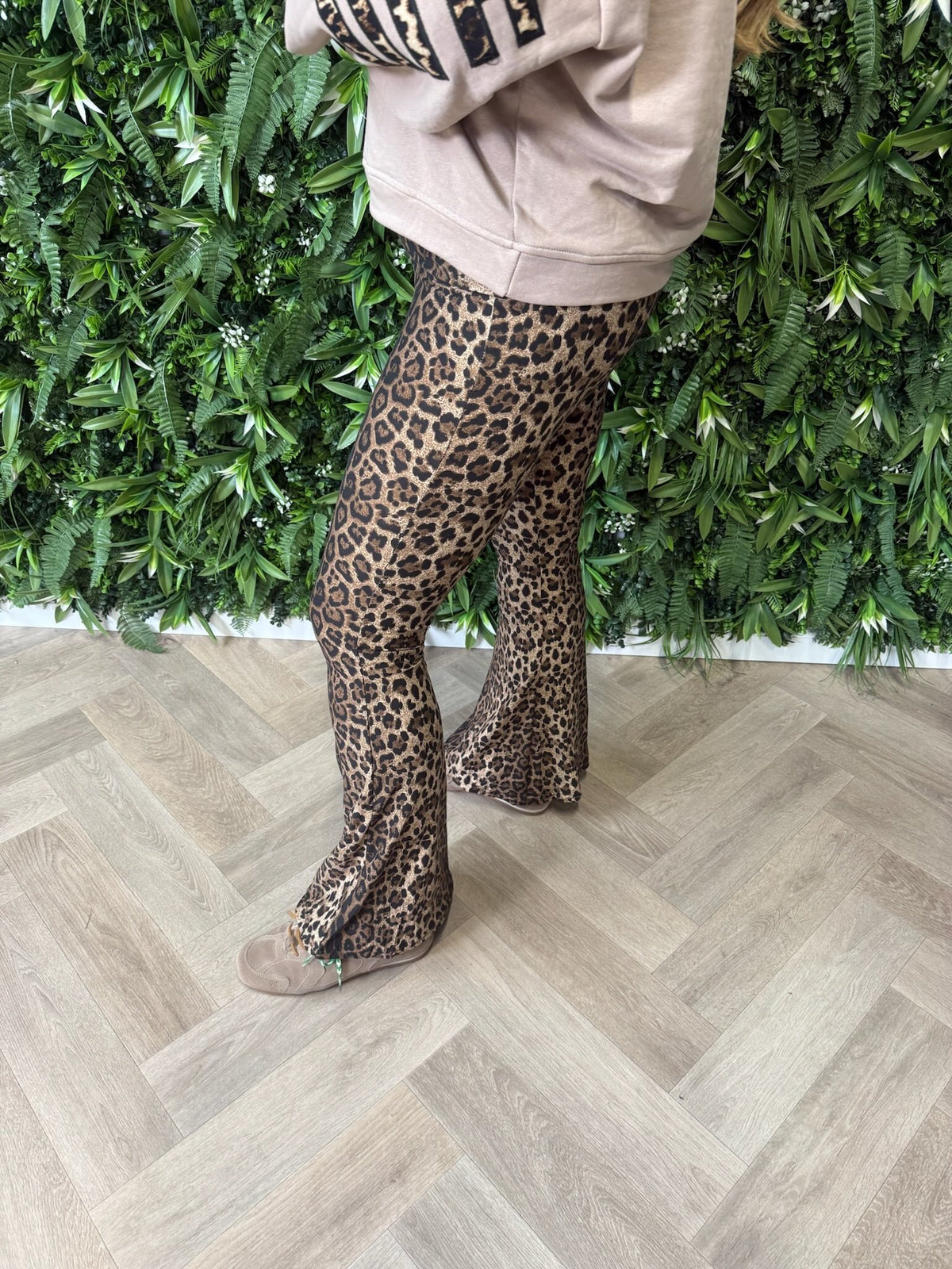 Legging flair panterprint bruin