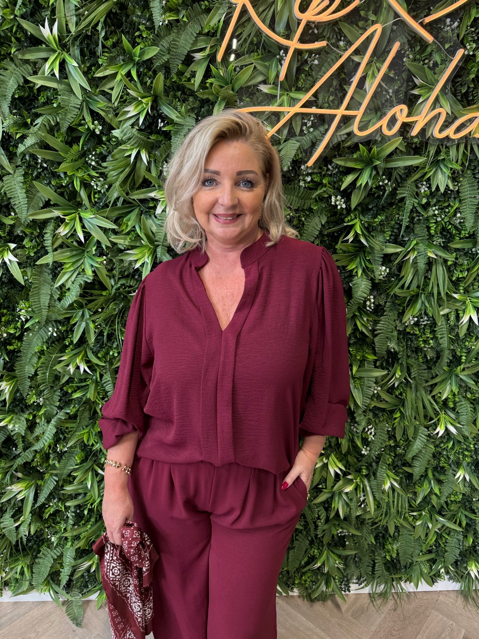Blouse roezel met pofmouwen bordeaux