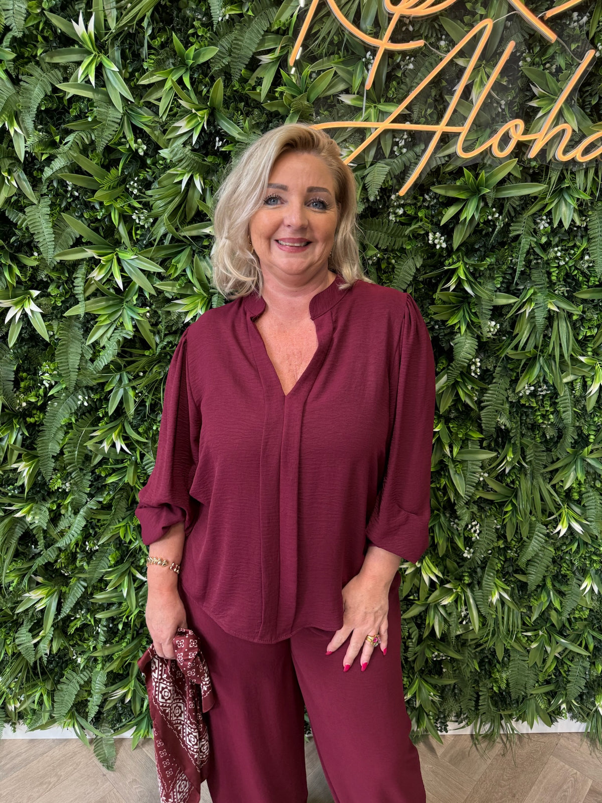 Blouse roezel met pofmouwen bordeaux