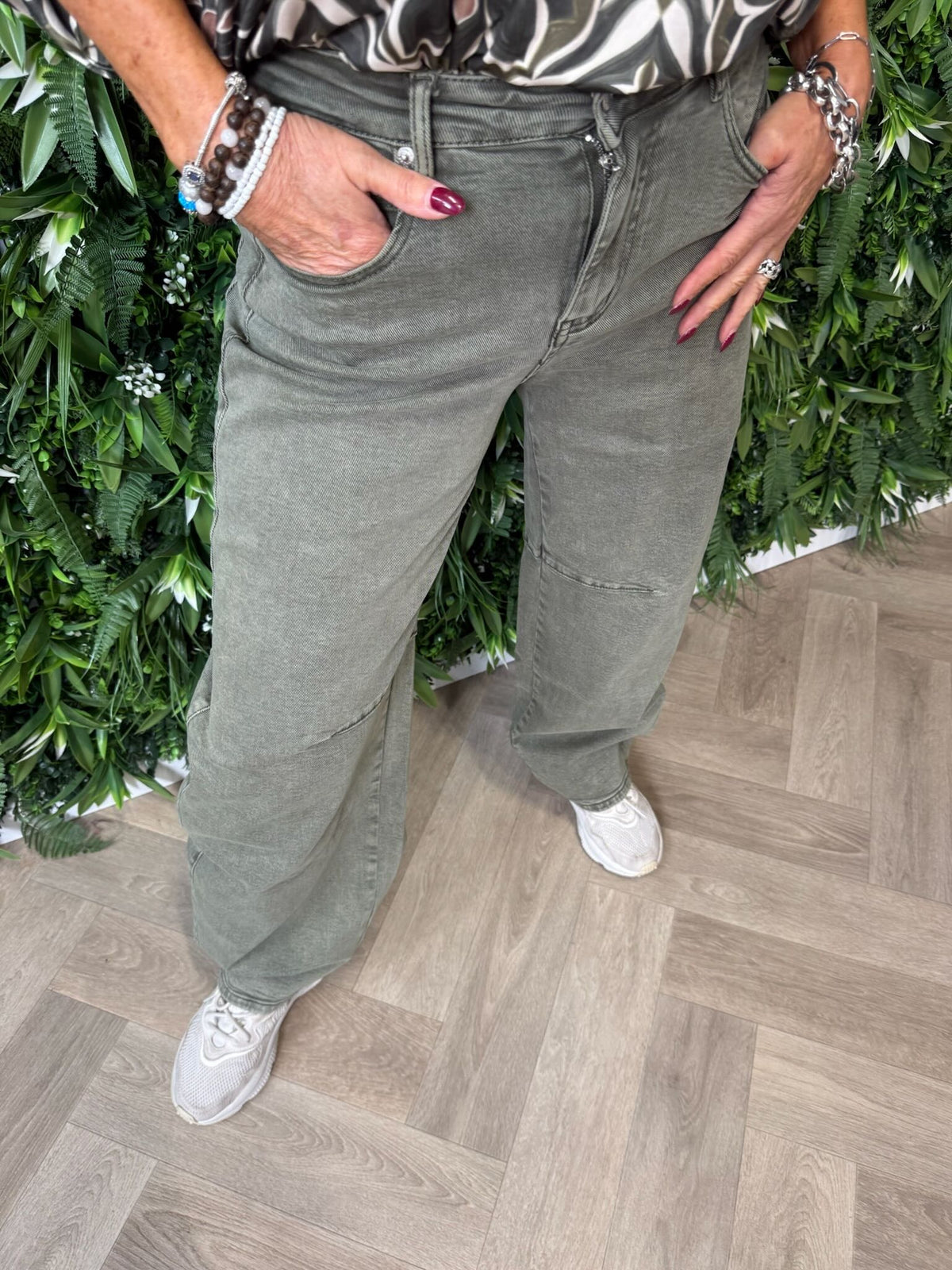 Laulia balloon fit jeans olijfgroen