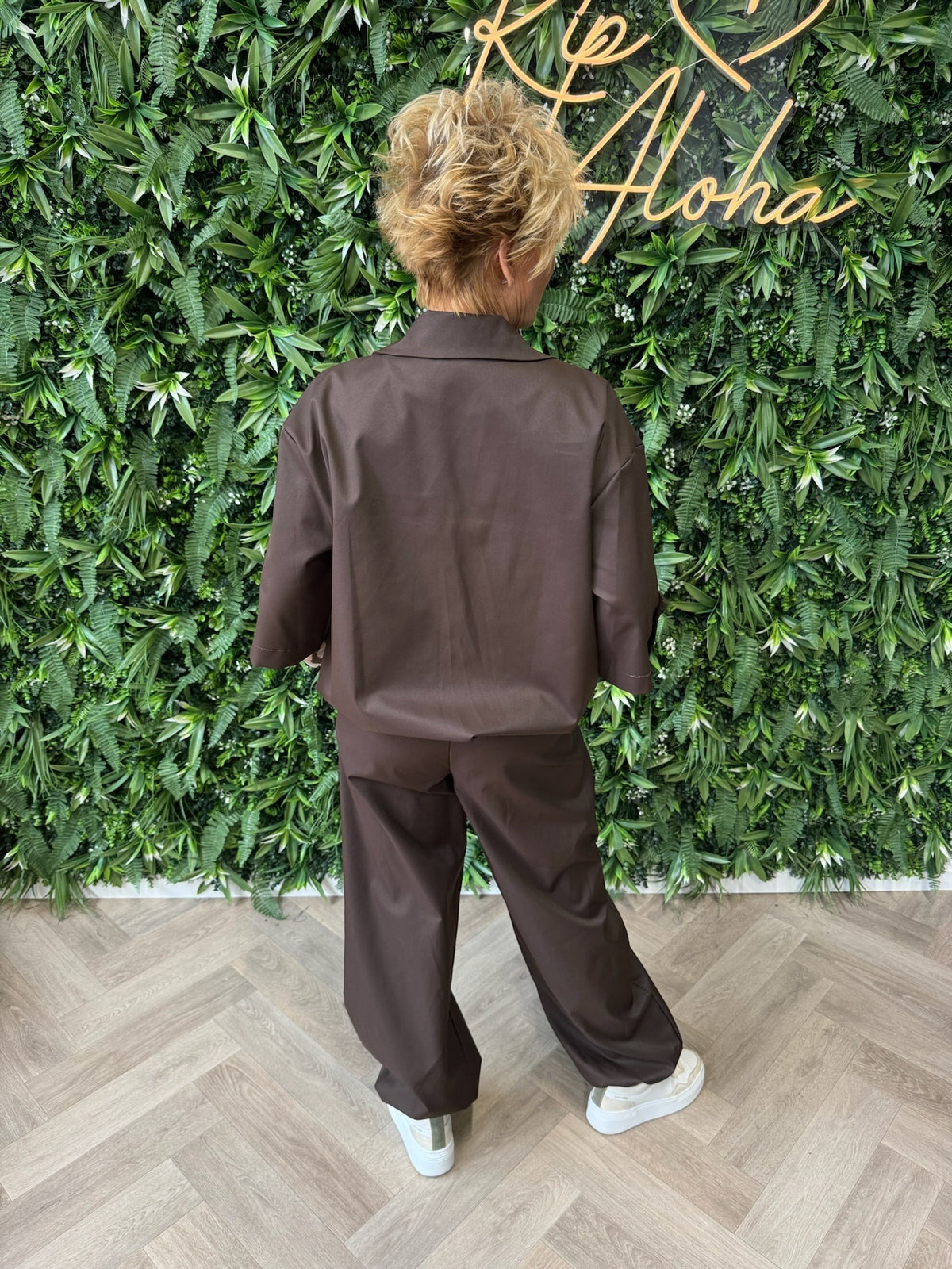 Tweedelig blazer set korte mouwen donkerbruin